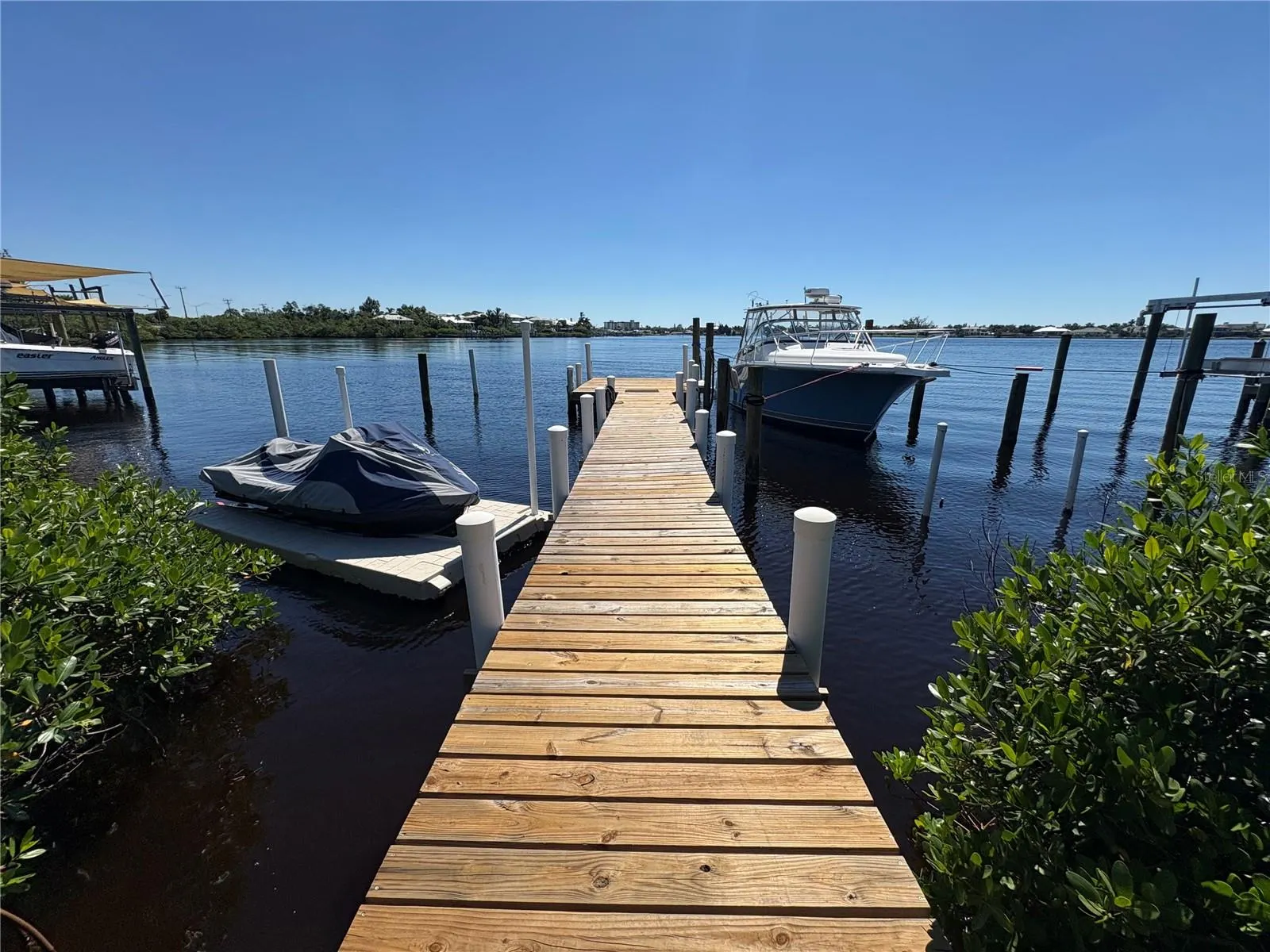 108 SUNRISE DR