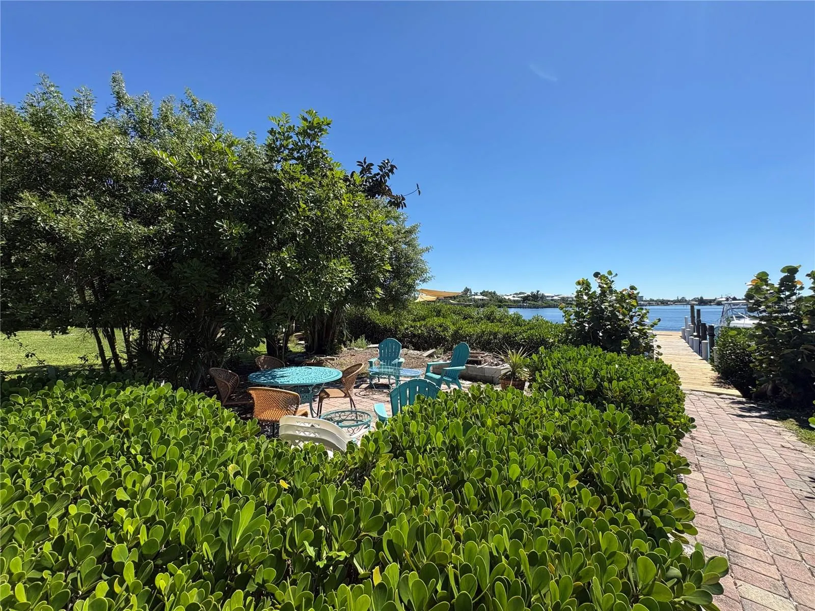 108 SUNRISE DR