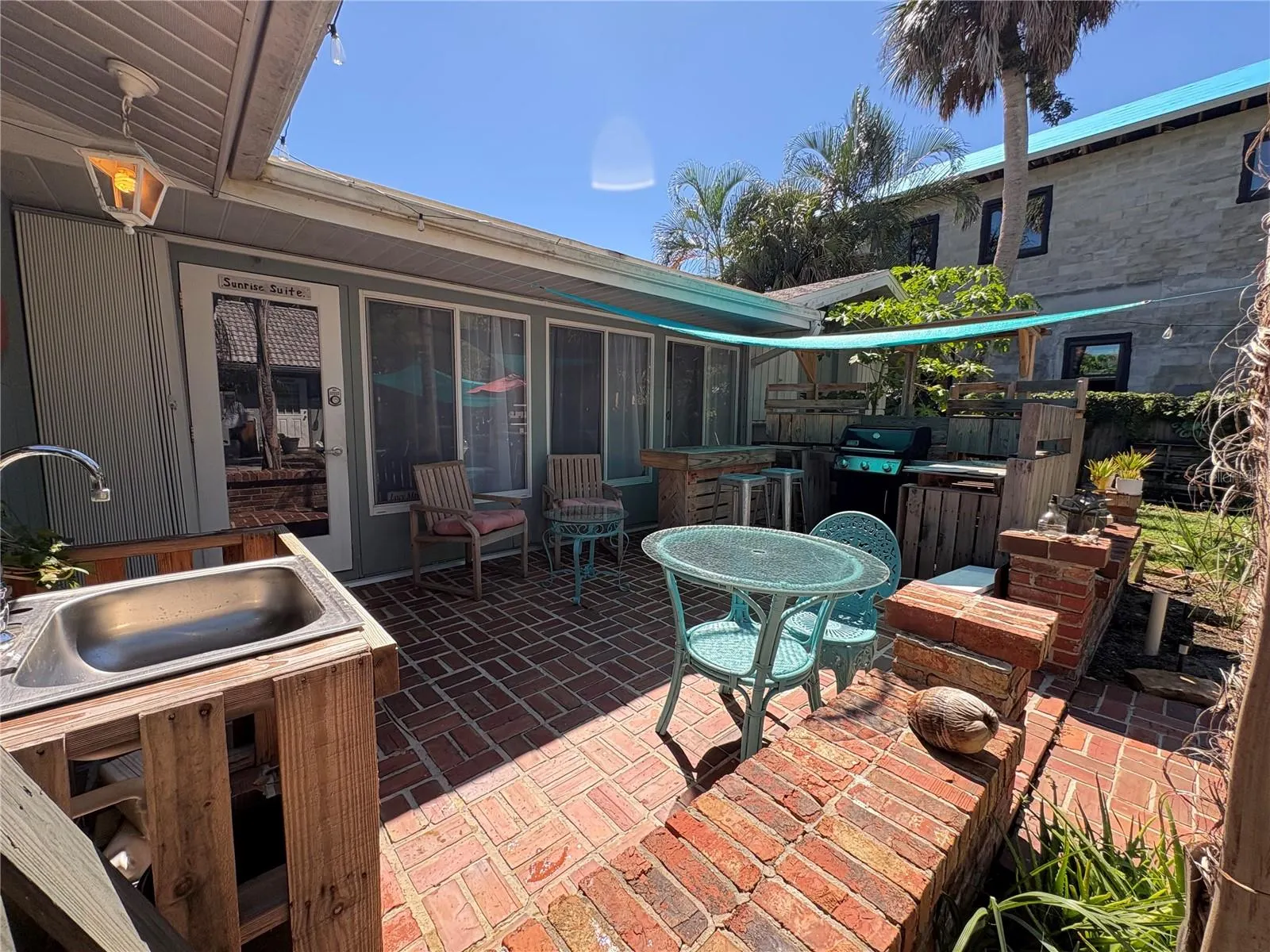 108 SUNRISE DR