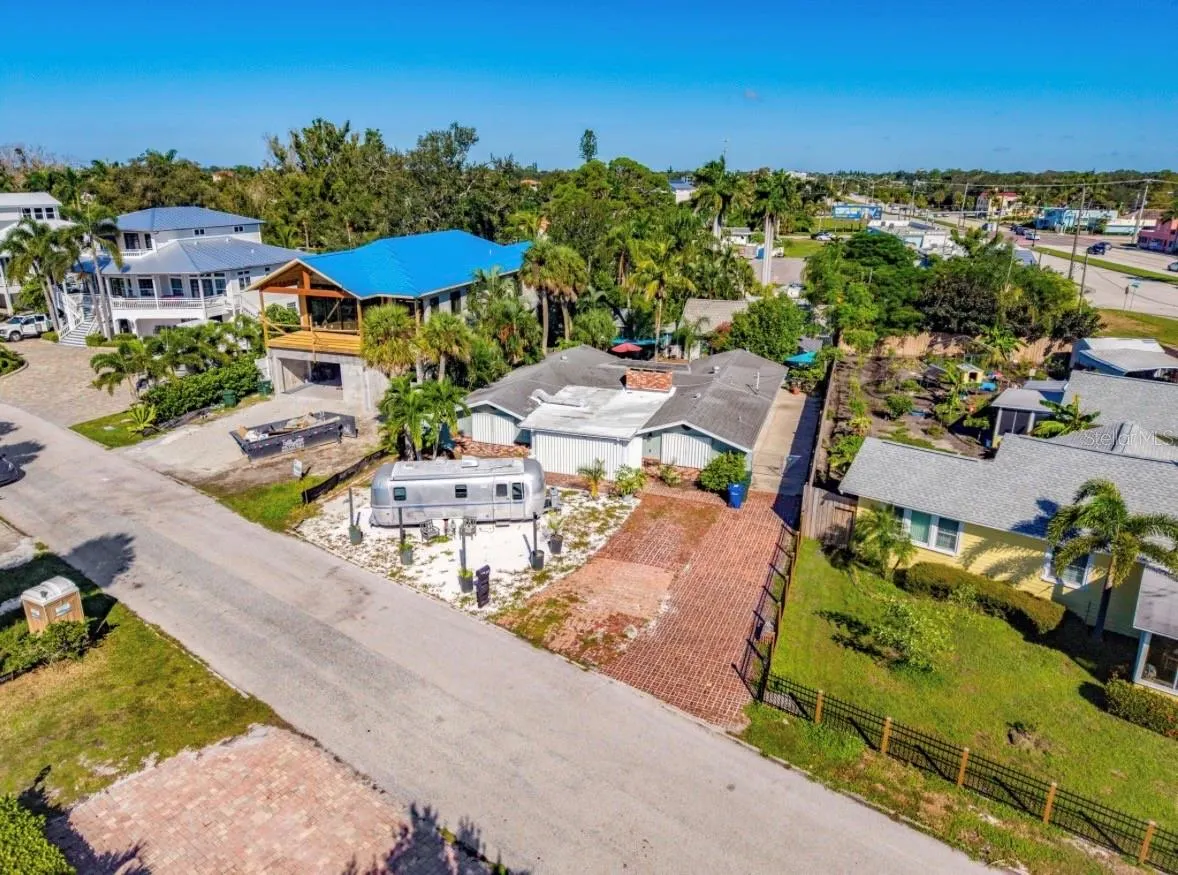 108 SUNRISE DR