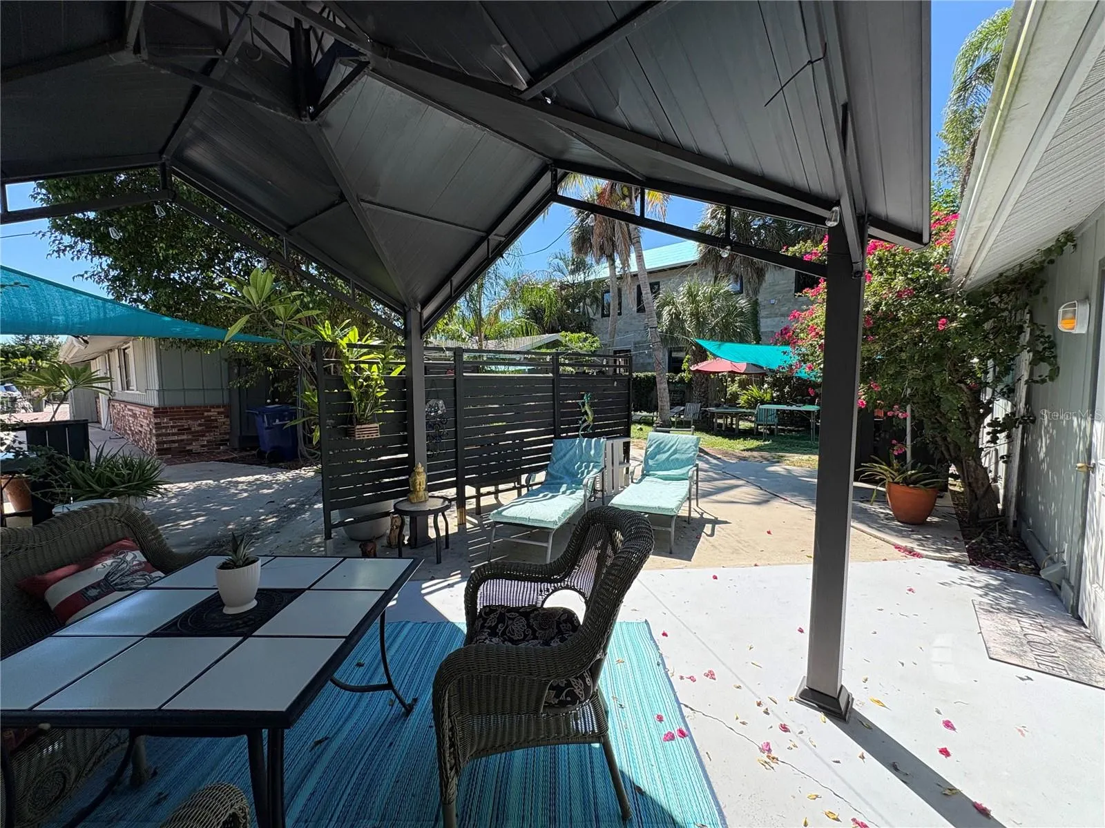 108 SUNRISE DR