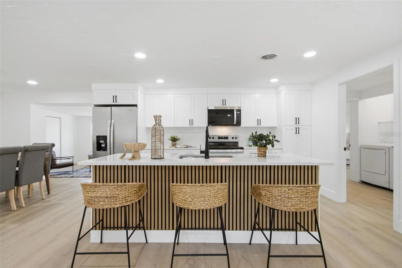 1105 GULF COAST BLVD