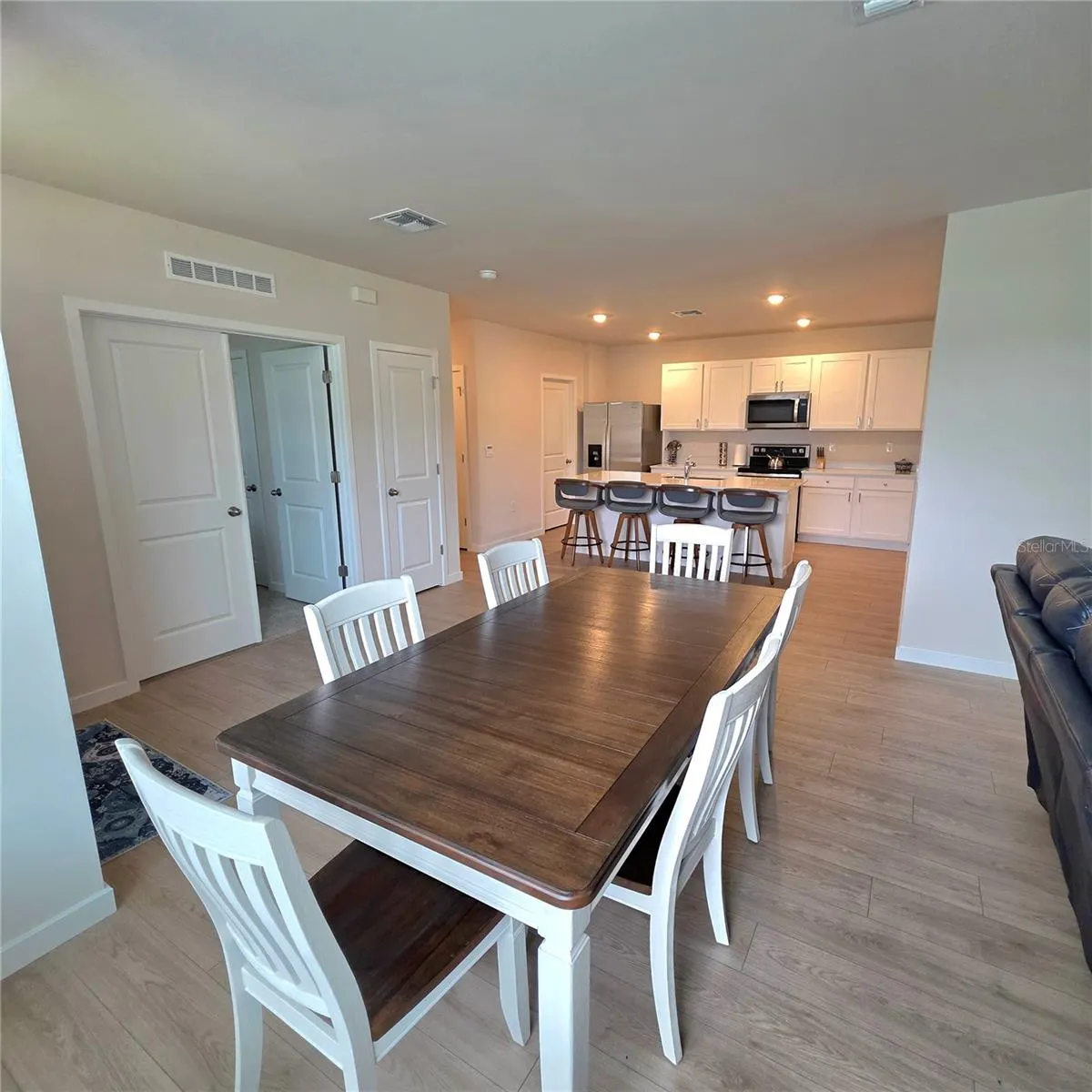 9500 SUNBEAM CIR