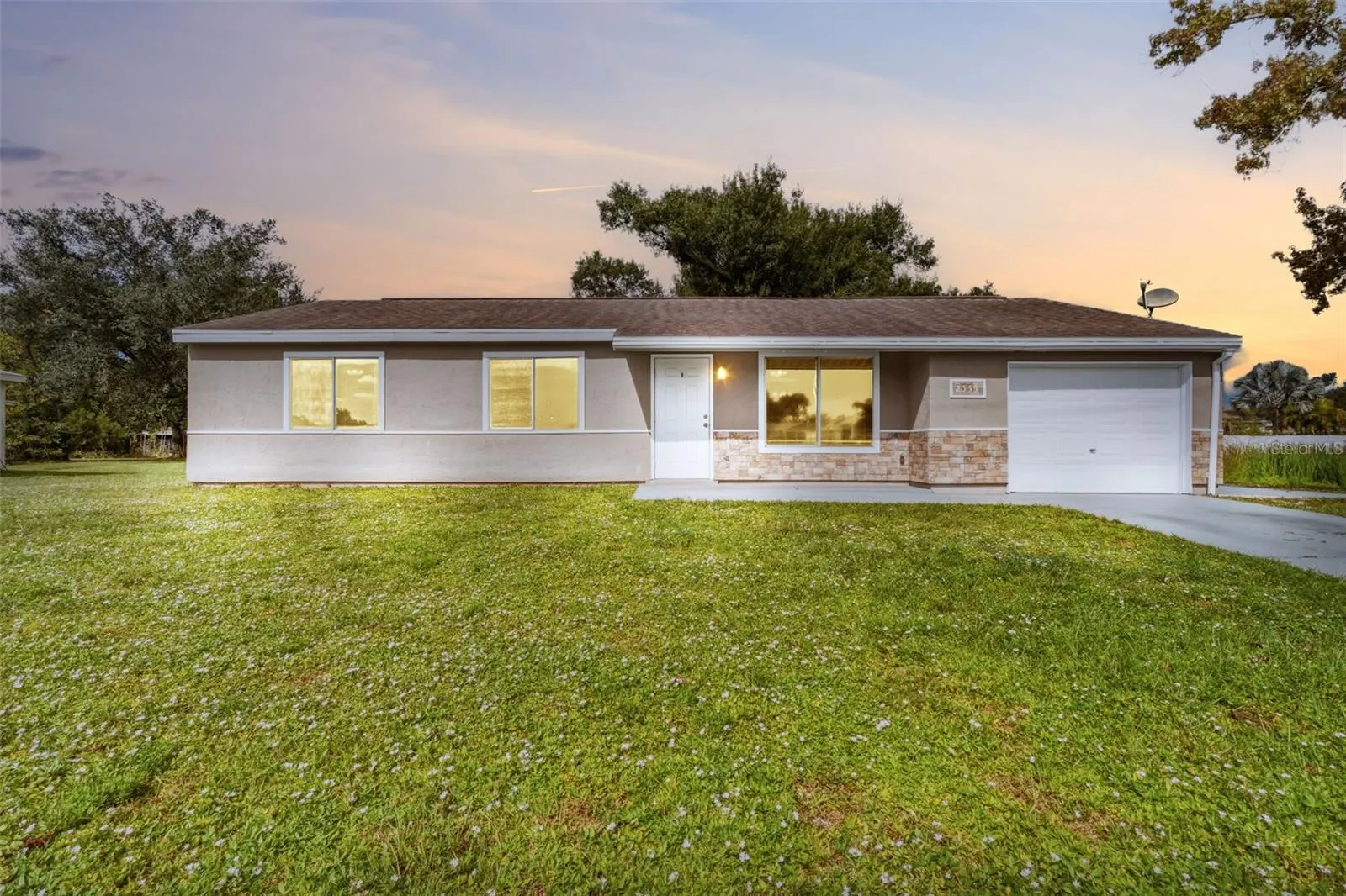 2555 PAN AMERICAN BLVD