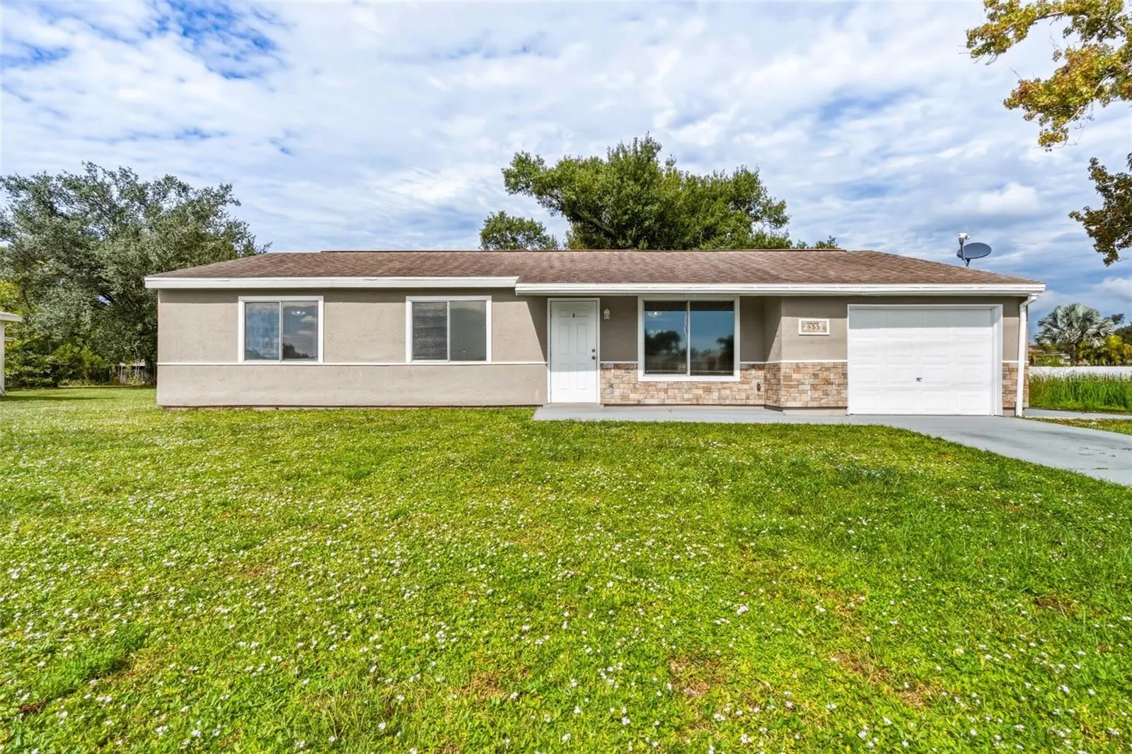 2555 PAN AMERICAN BLVD
