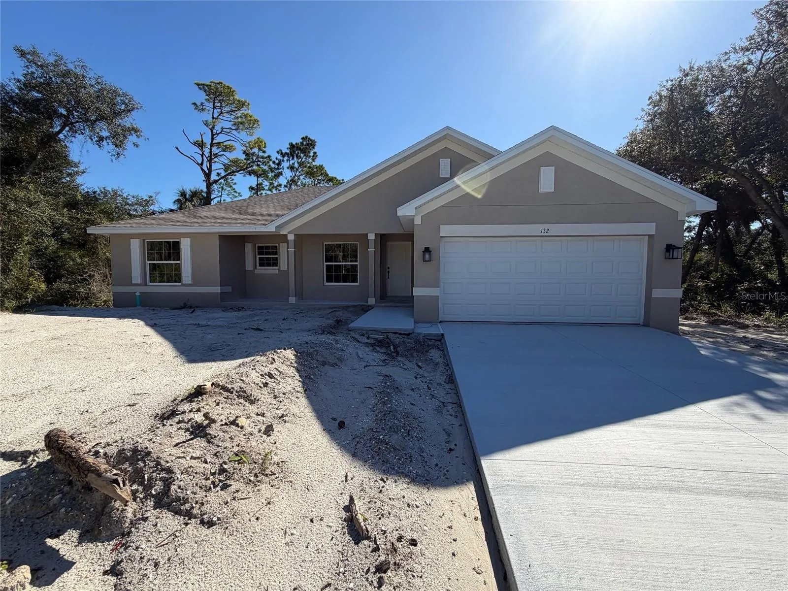 132 CAMILLIA LN