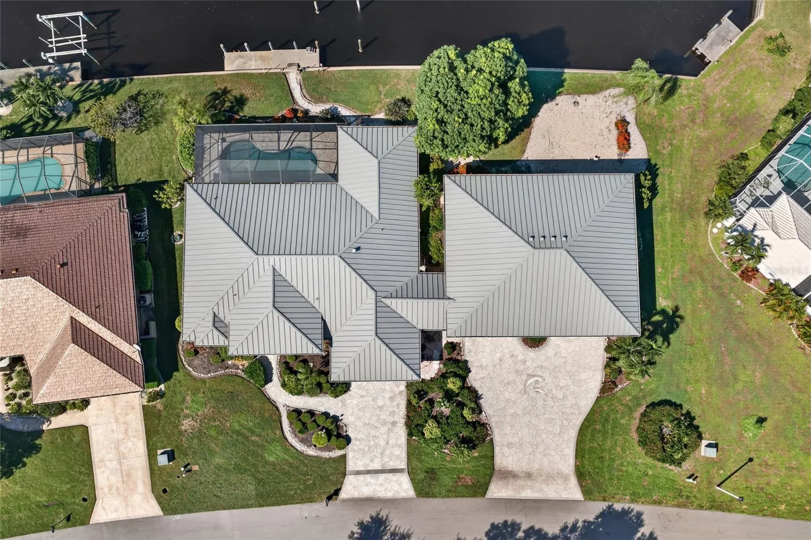 112 GREAT ISAAC CT