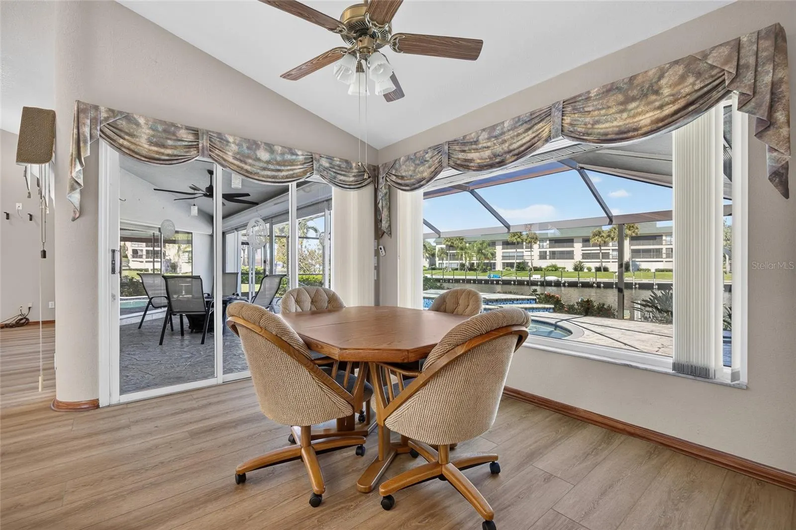 112 GREAT ISAAC CT
