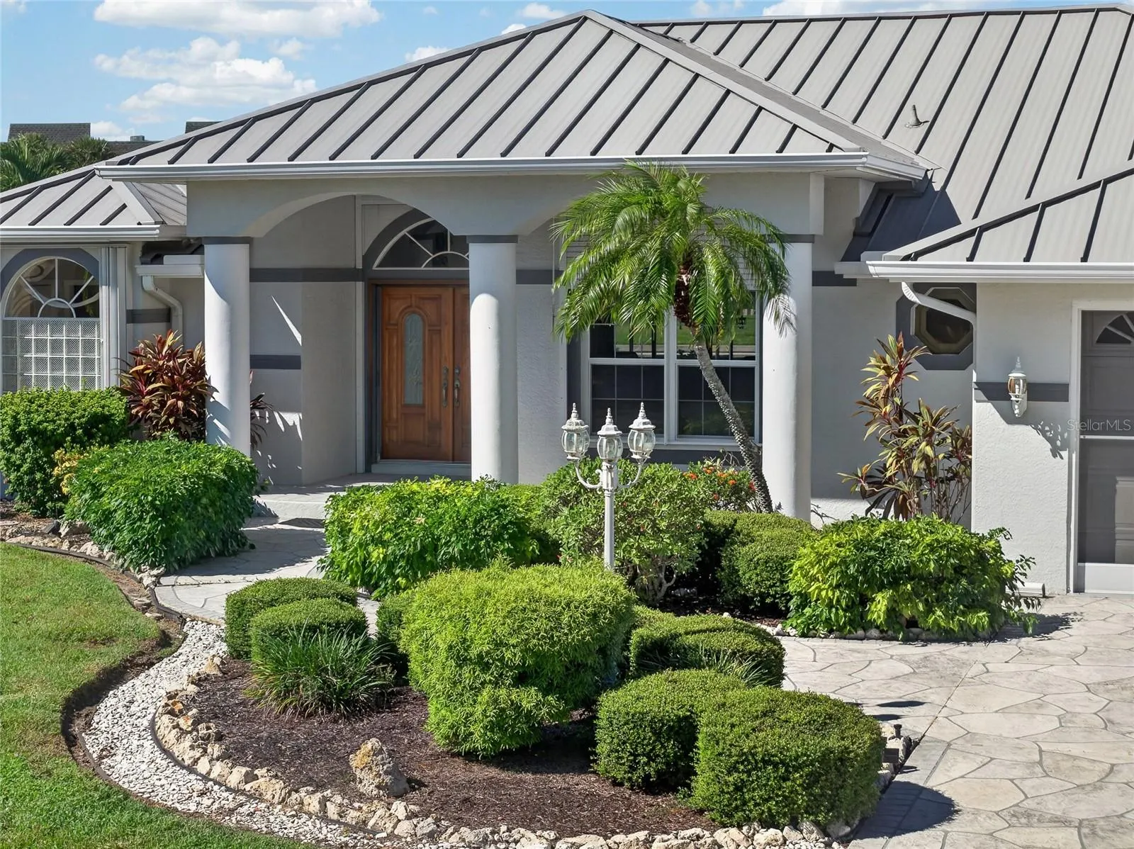 112 GREAT ISAAC CT