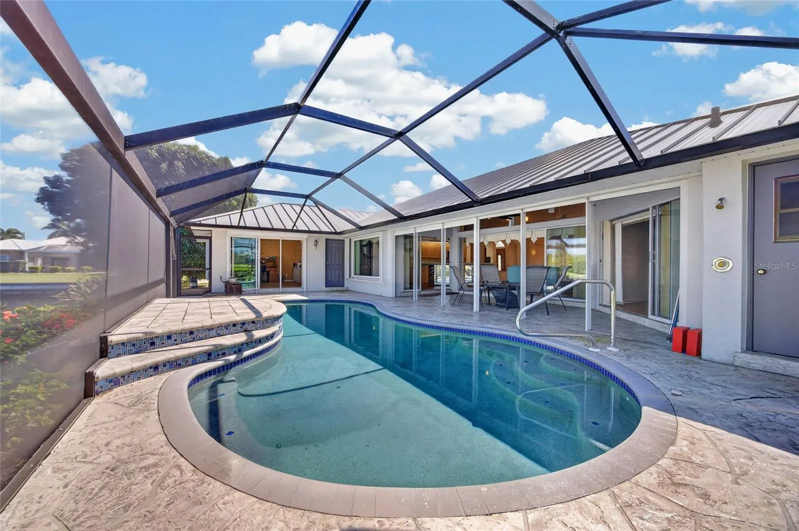112 GREAT ISAAC CT