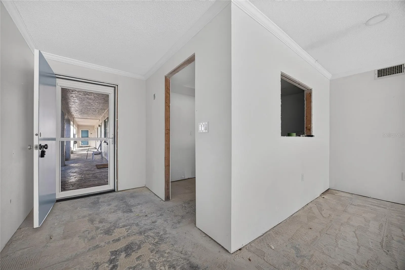 620 FLAMINGO DR #105 #105