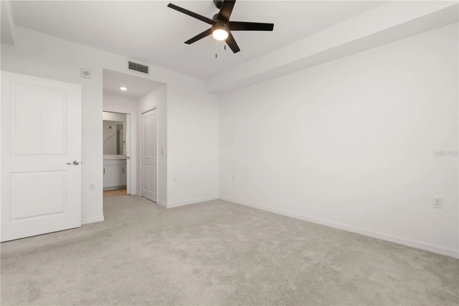 14191 HERITAGE LANDING BLVD #1235 #1235