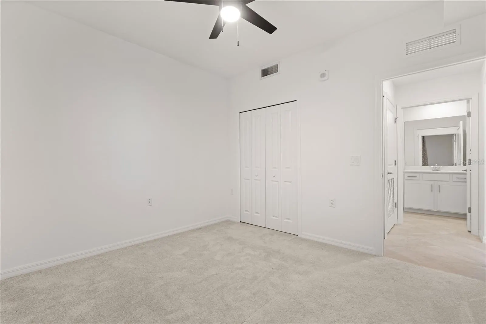 14191 HERITAGE LANDING BLVD #1235 #1235