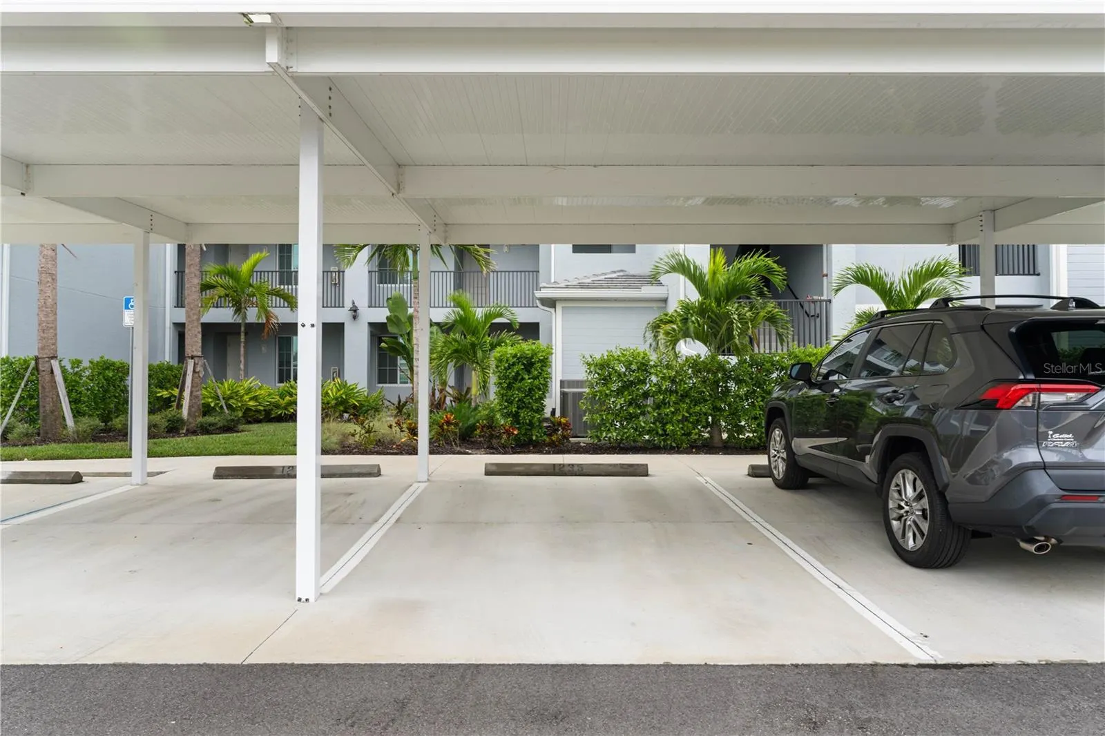 14191 HERITAGE LANDING BLVD #1235 #1235