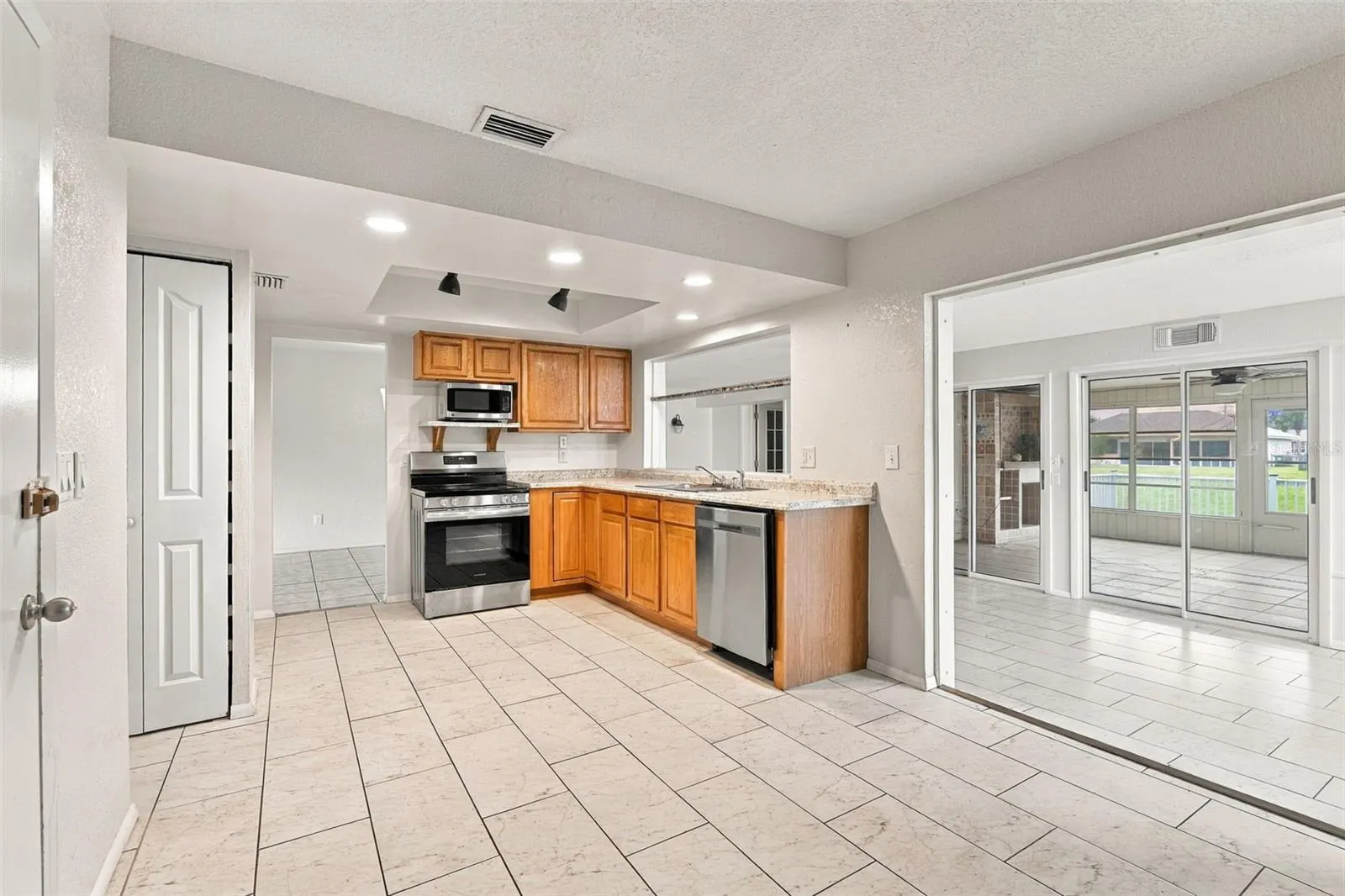 6457 OTIS RD
