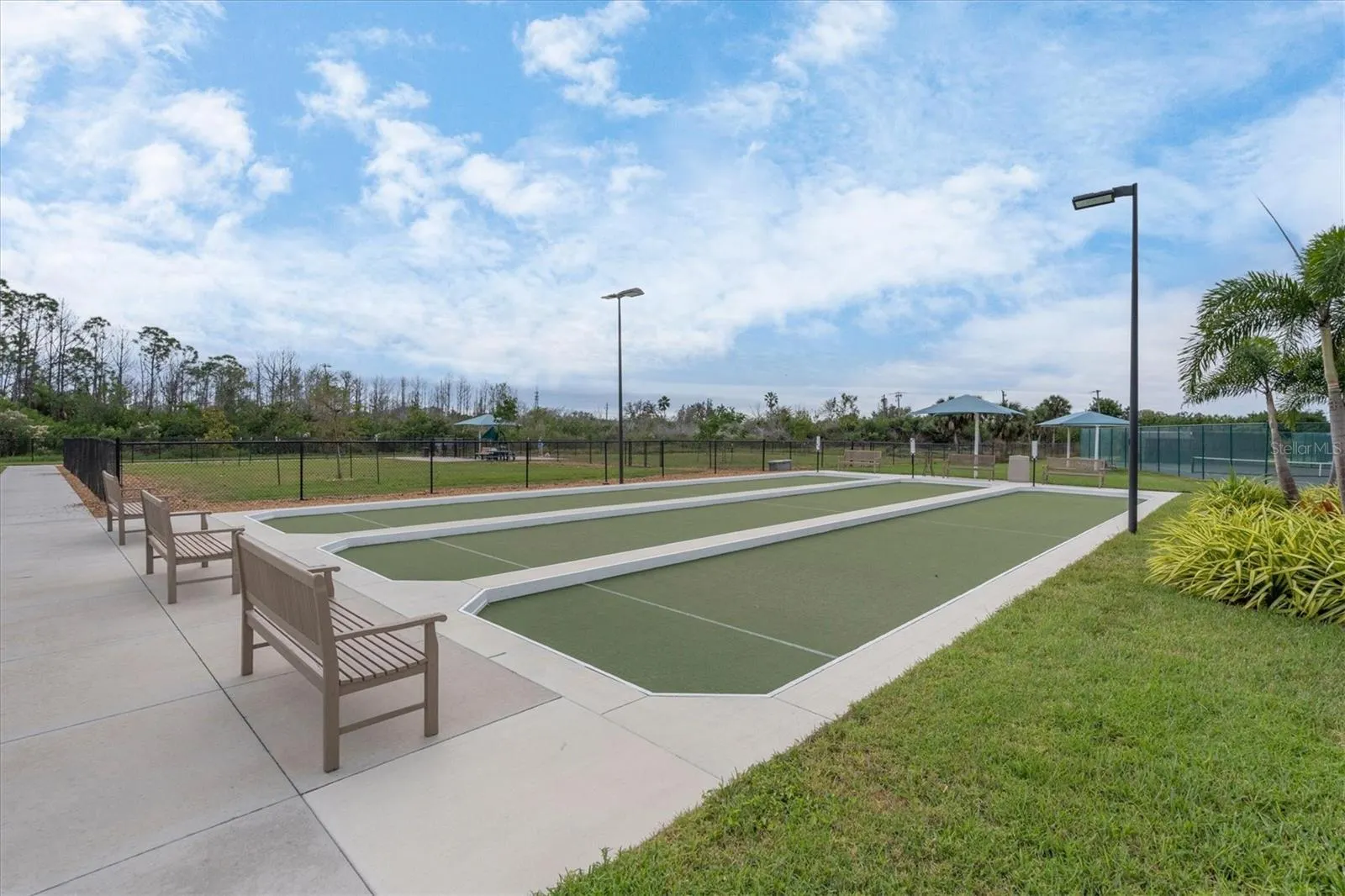 4746 CLUB DR #202 #202