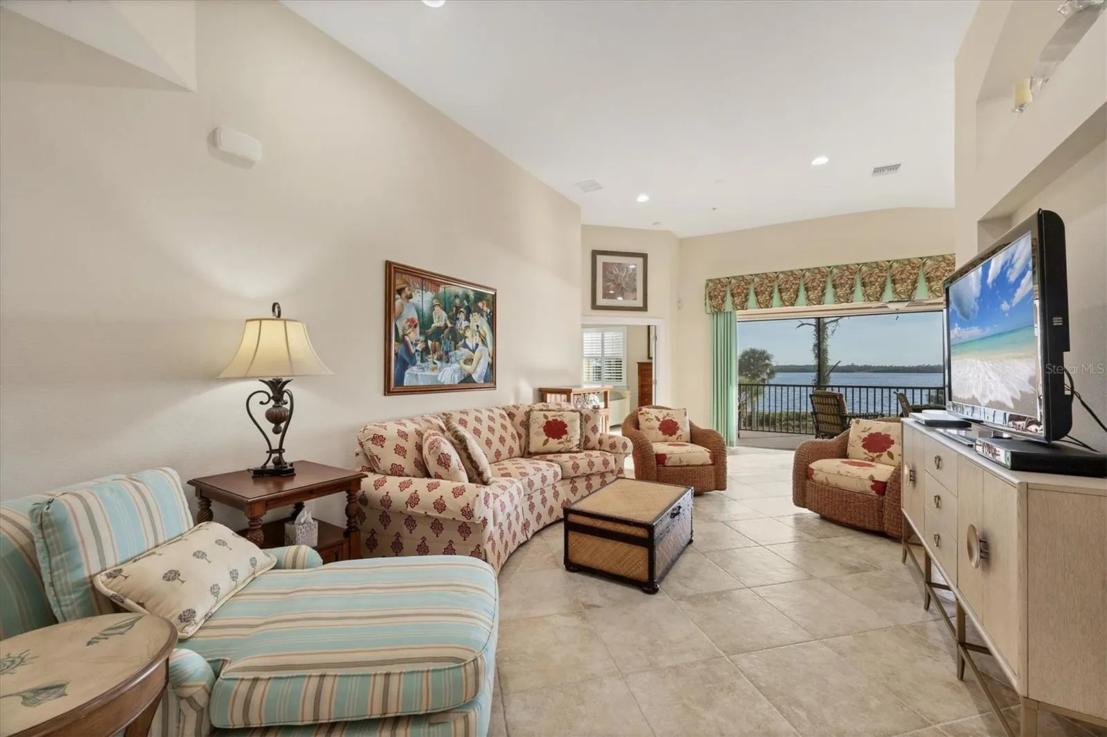 4746 CLUB DR #202 #202