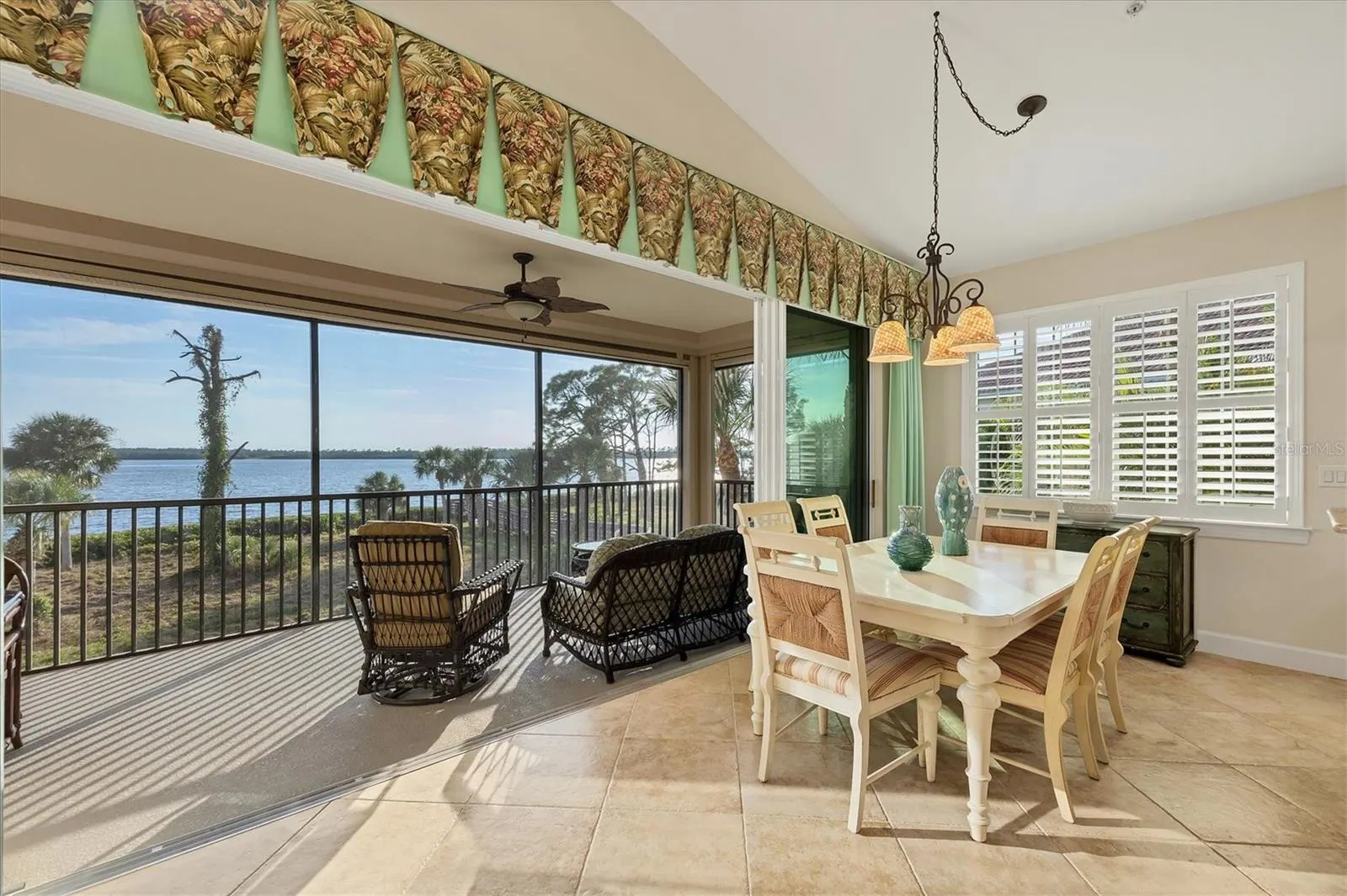 4746 CLUB DR #202 #202