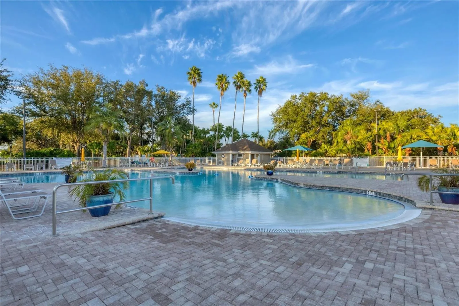 4746 CLUB DR #202 #202
