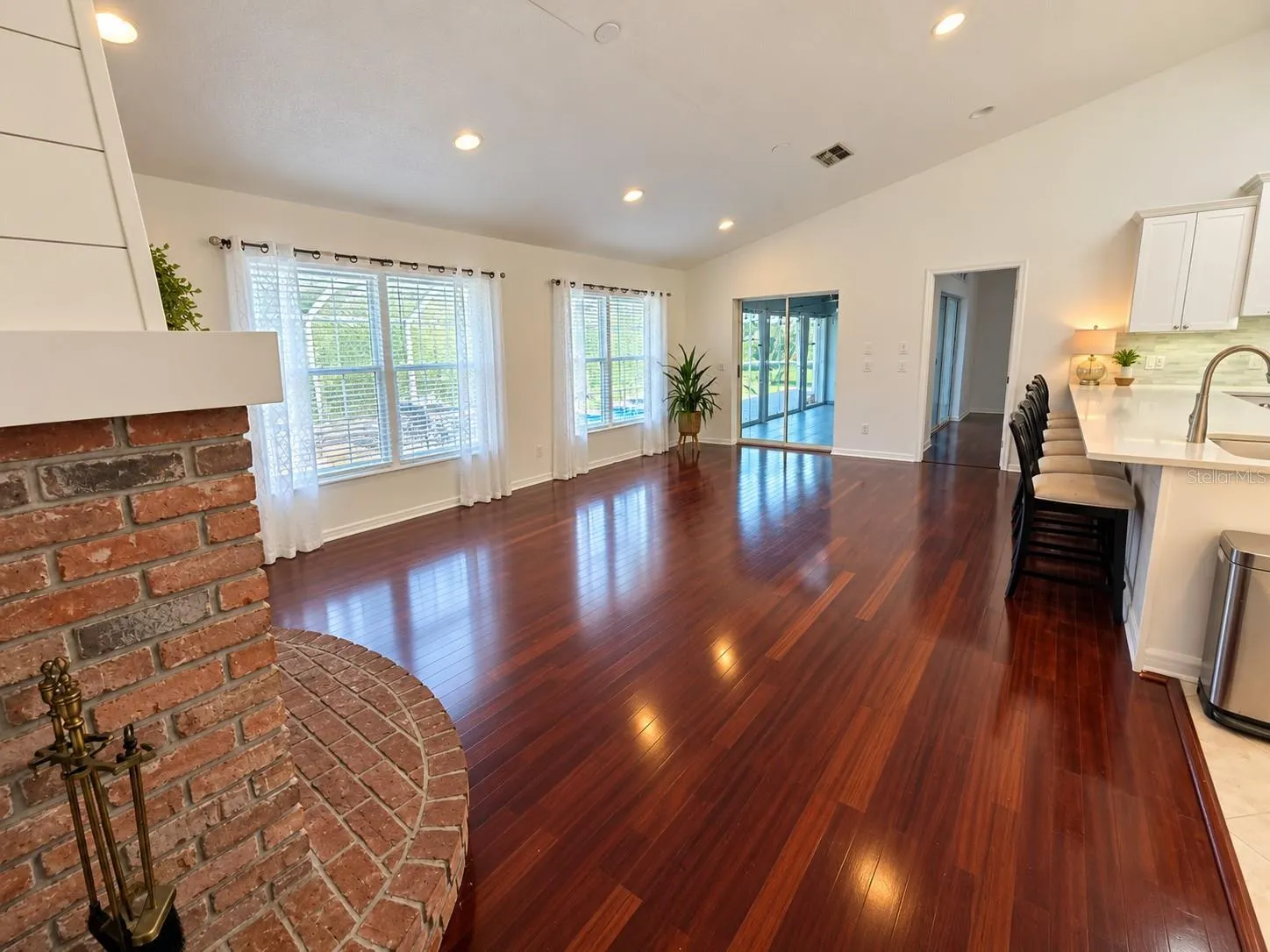 25295 CAYCE CT