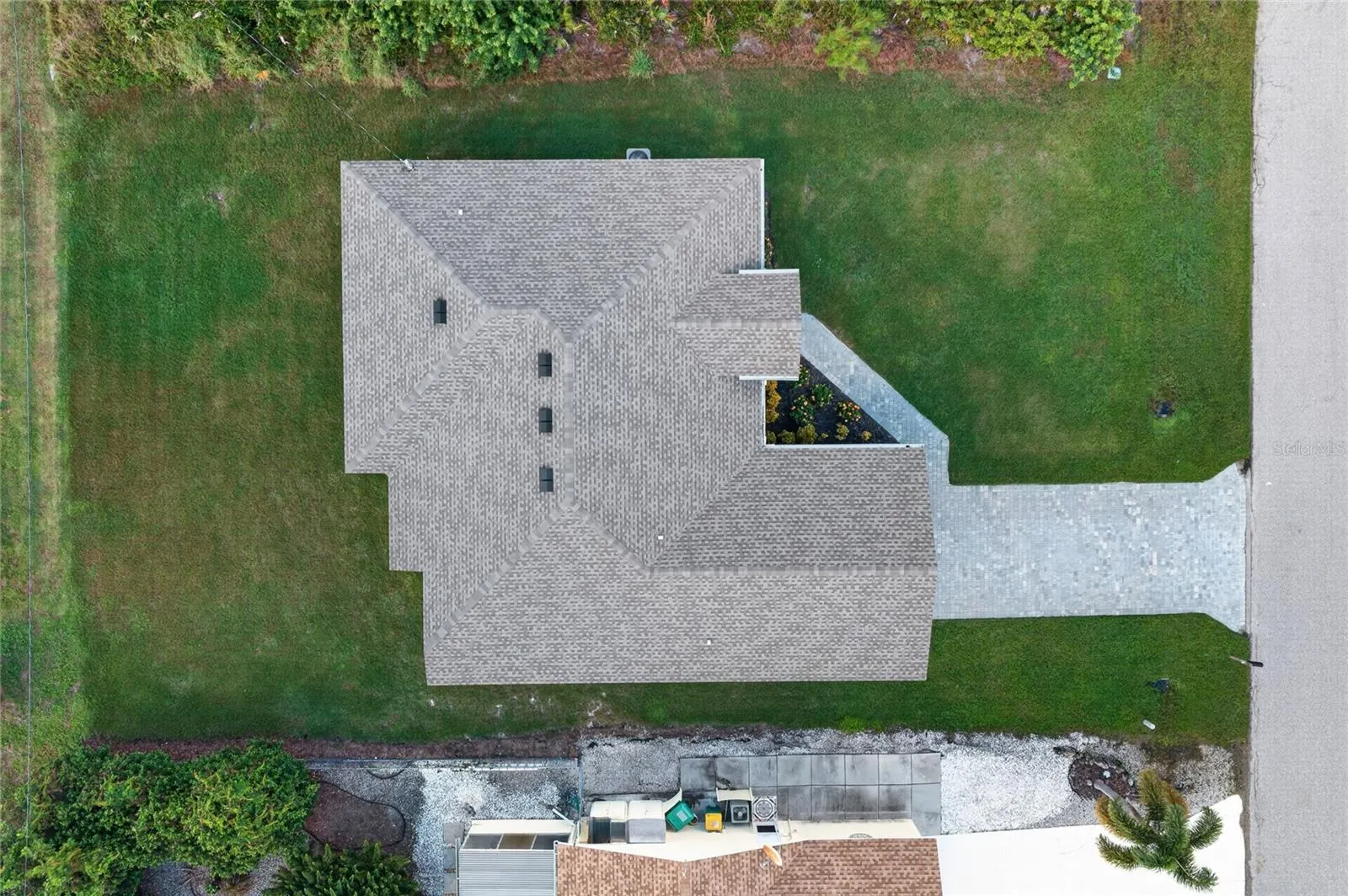 5227 DAYTON LN