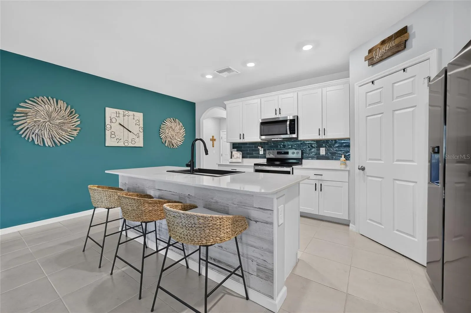 25157 ALCAZAR DR