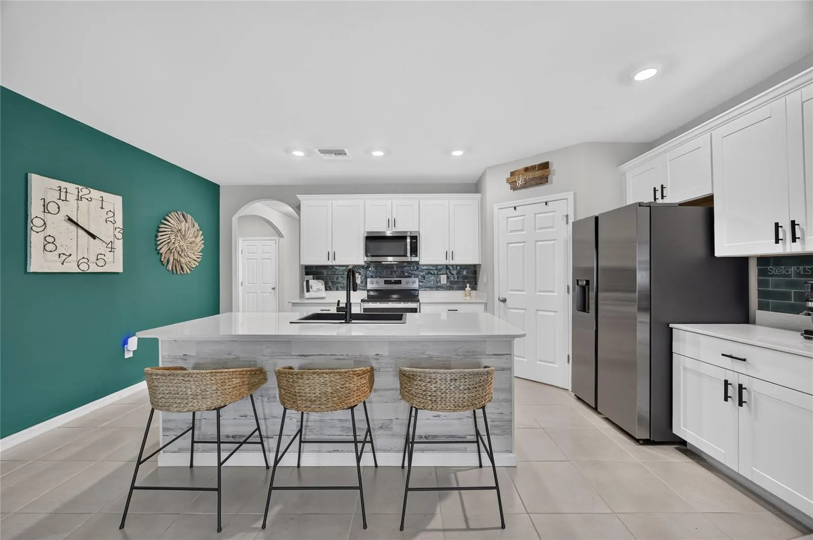 25157 ALCAZAR DR