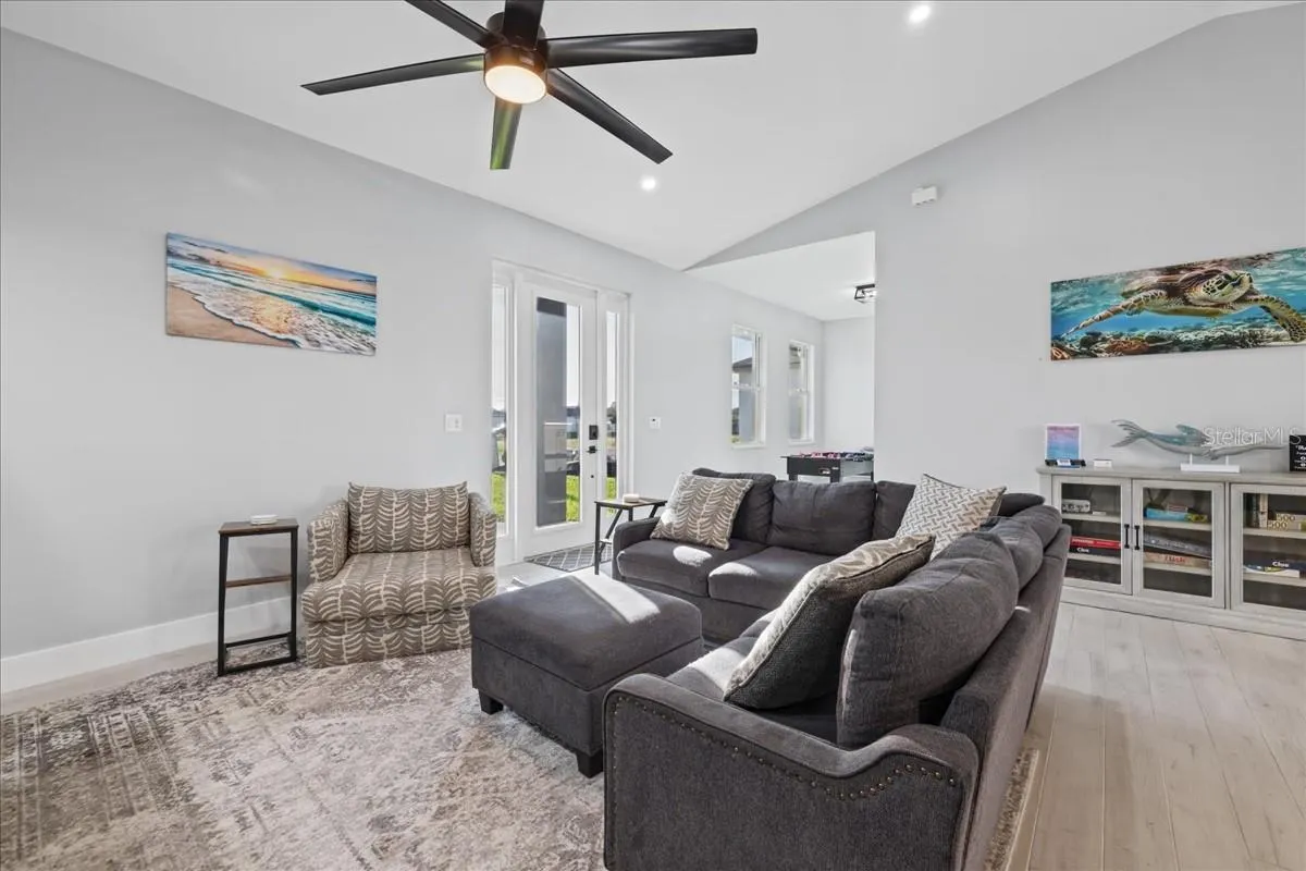 2904 NW 26TH AVE