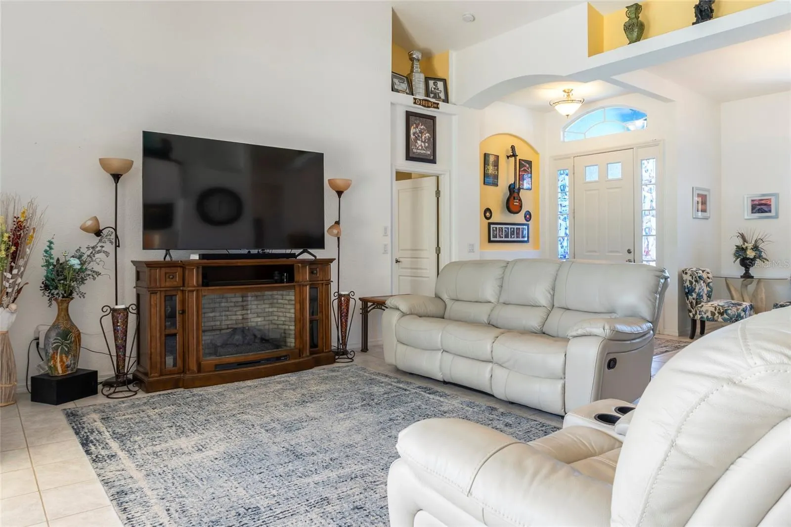 2840 PHOENIX PALM TER
