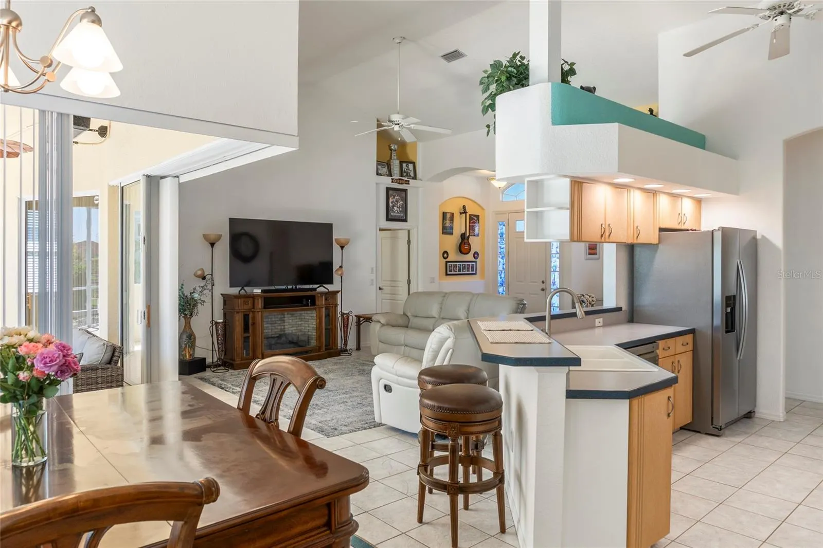 2840 PHOENIX PALM TER
