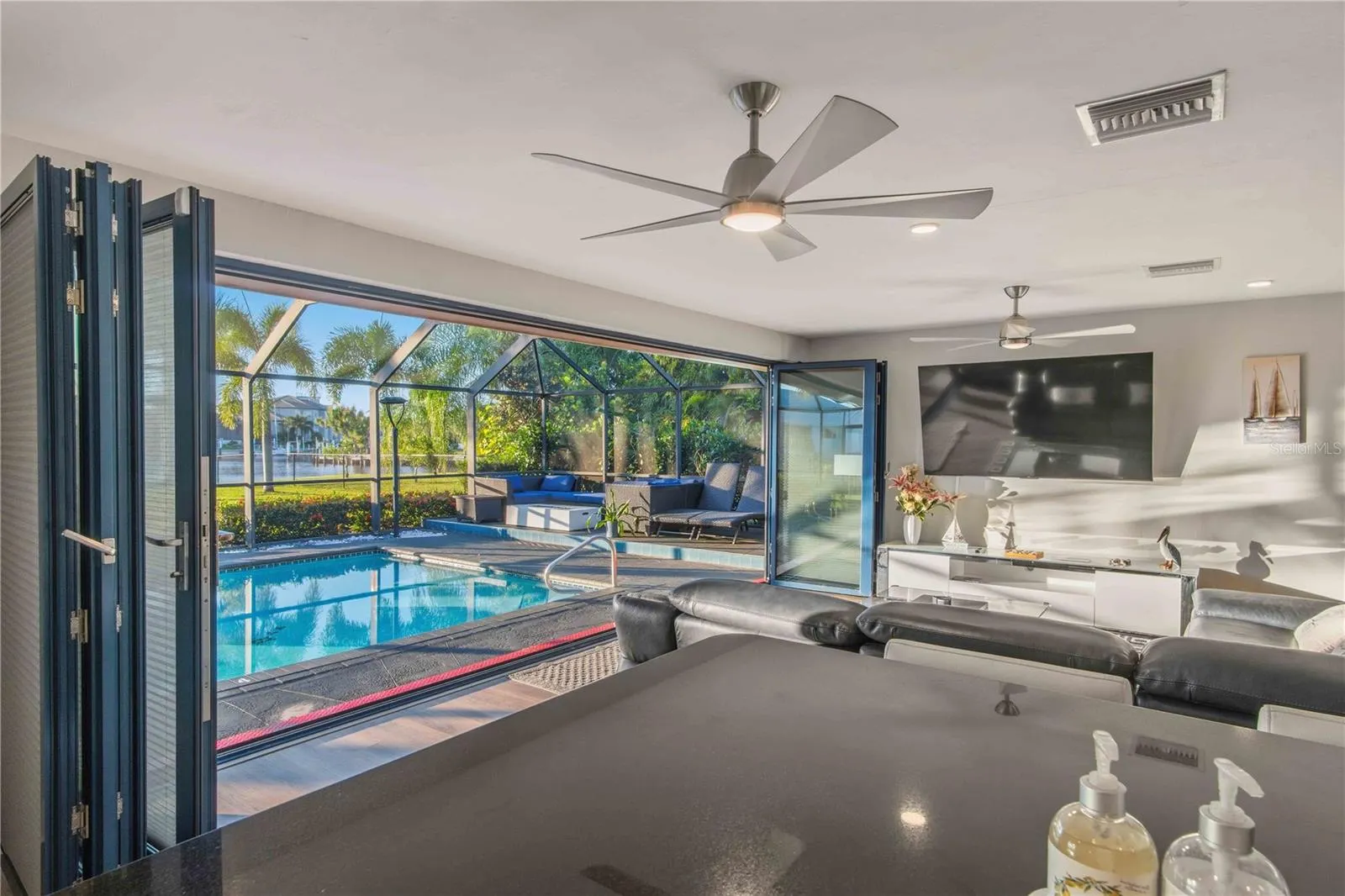 131 CASA LN