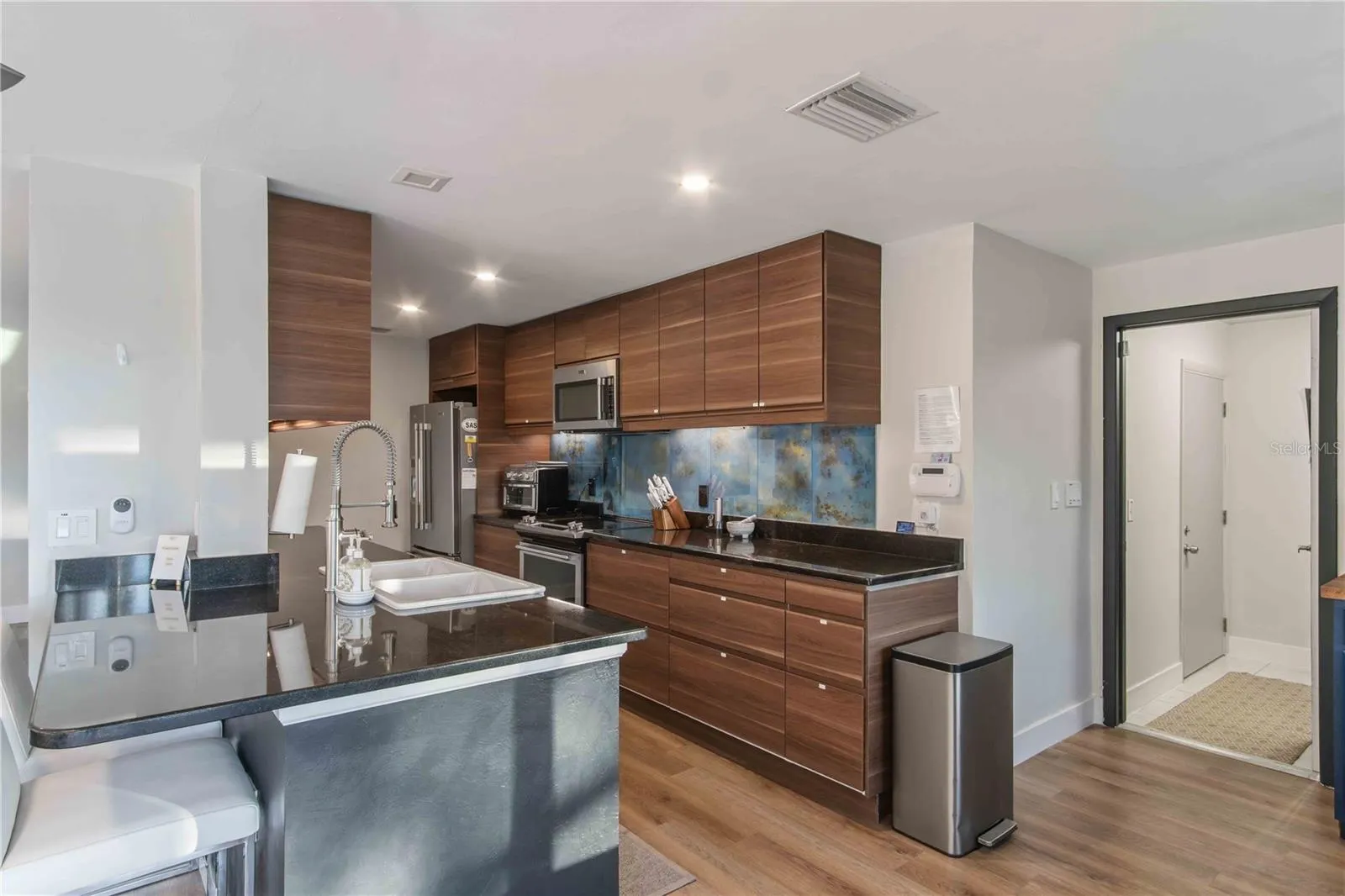 131 CASA LN