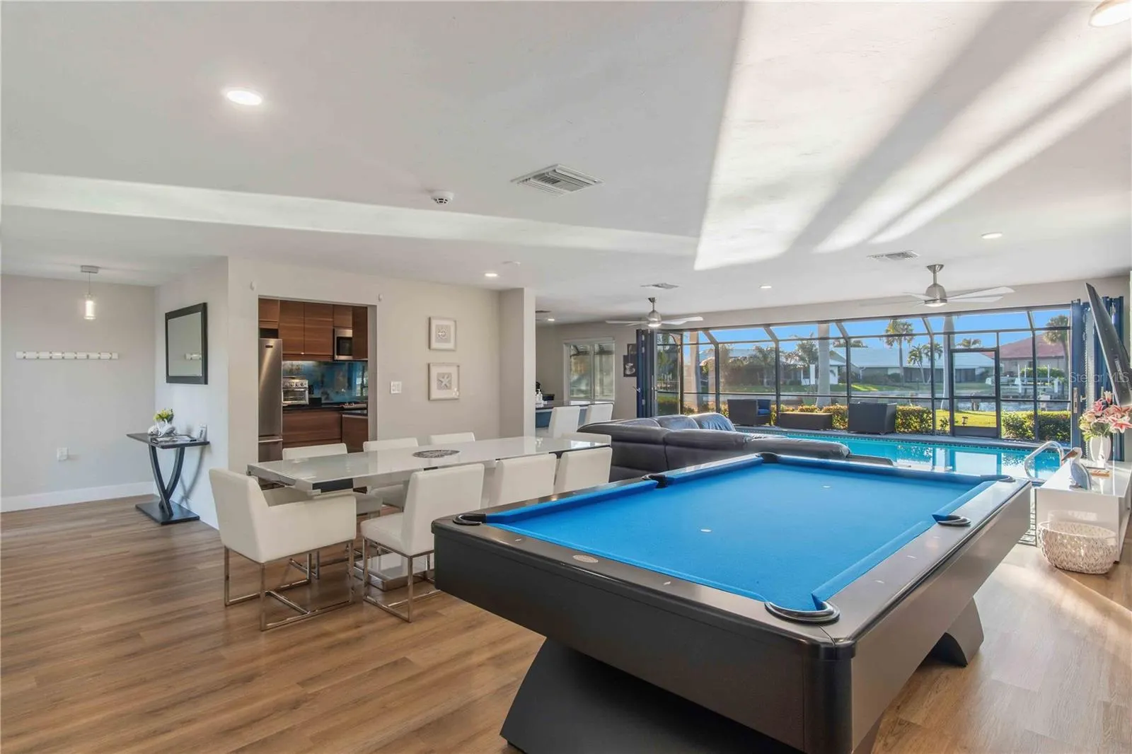 131 CASA LN