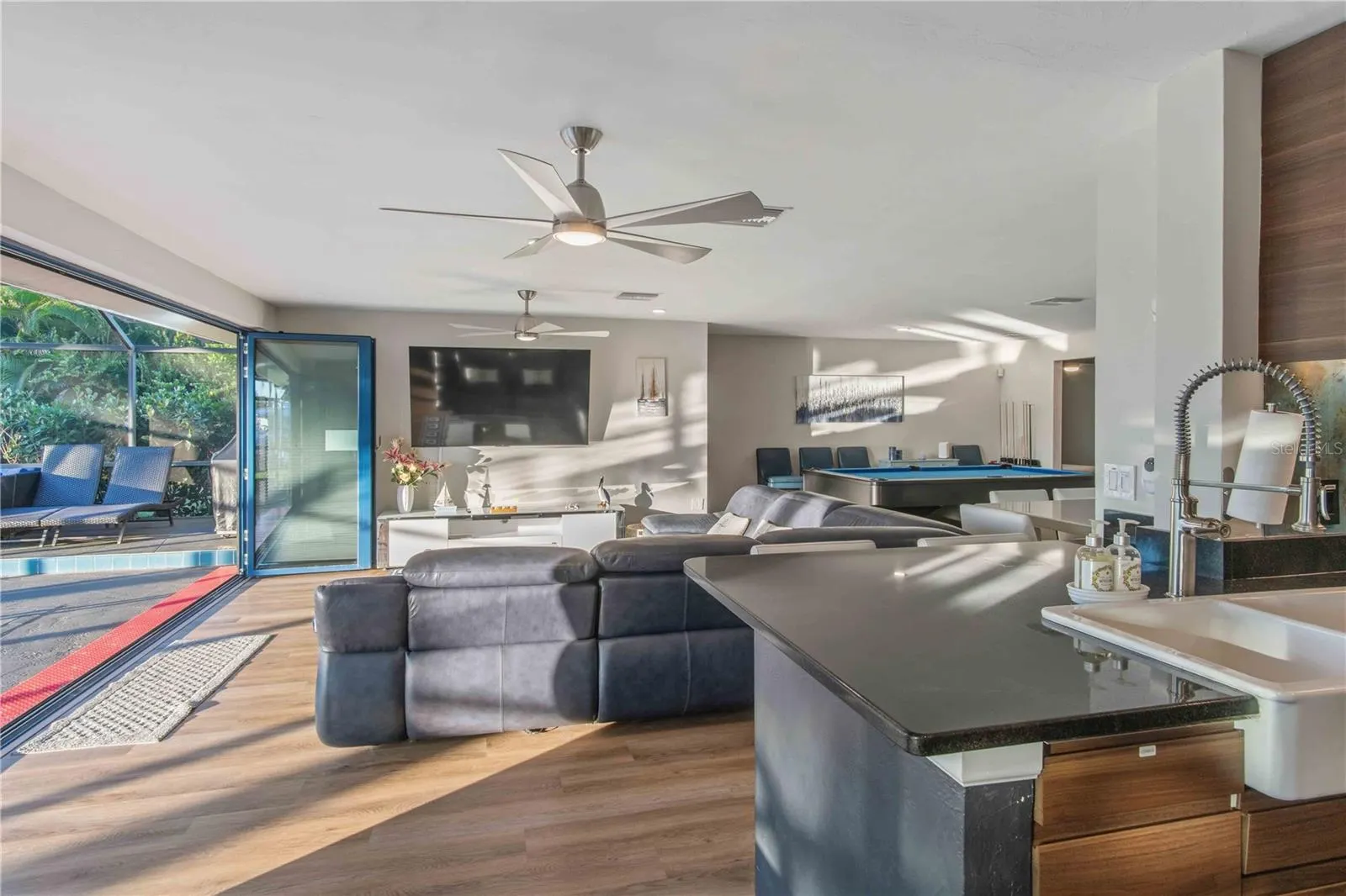 131 CASA LN