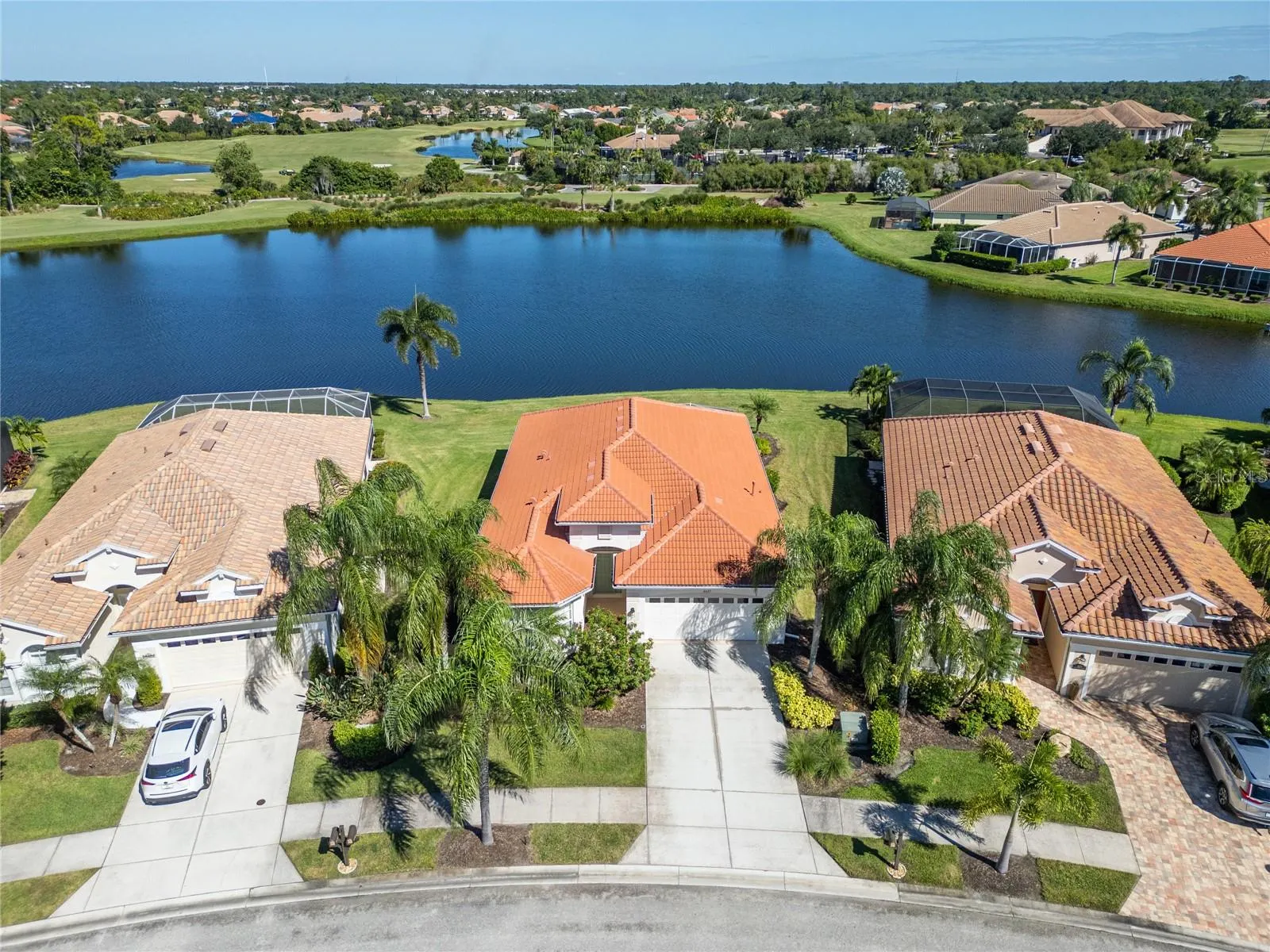 4427 BLUE HERON CIRCLE