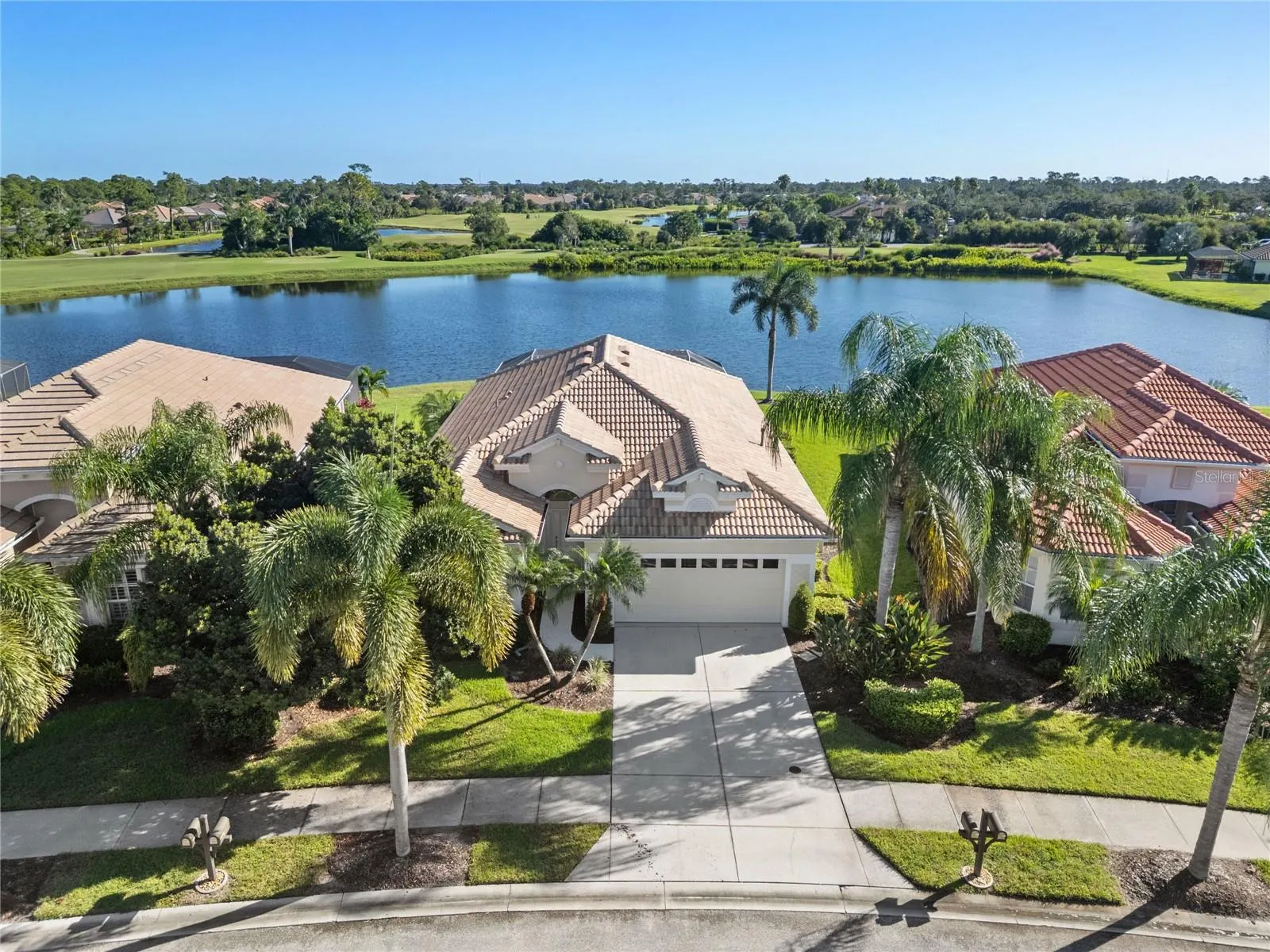4427 BLUE HERON CIRCLE
