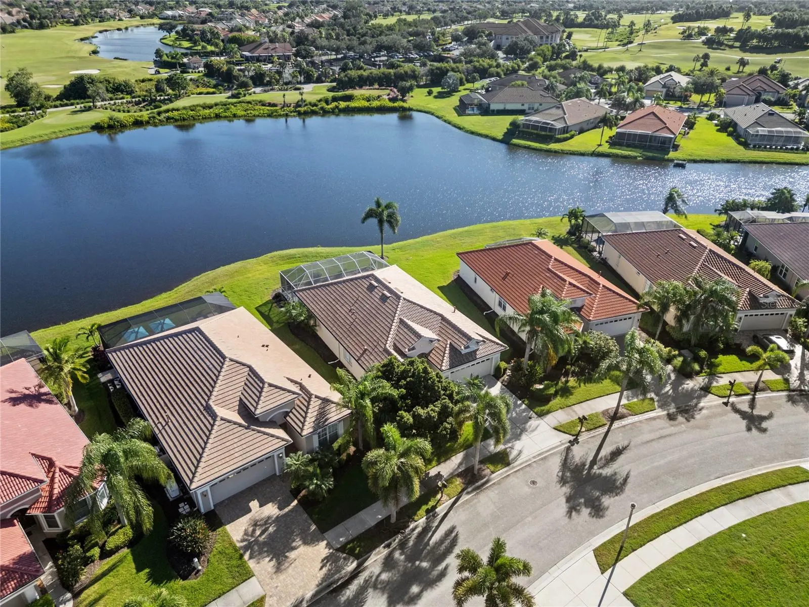 4427 BLUE HERON CIRCLE