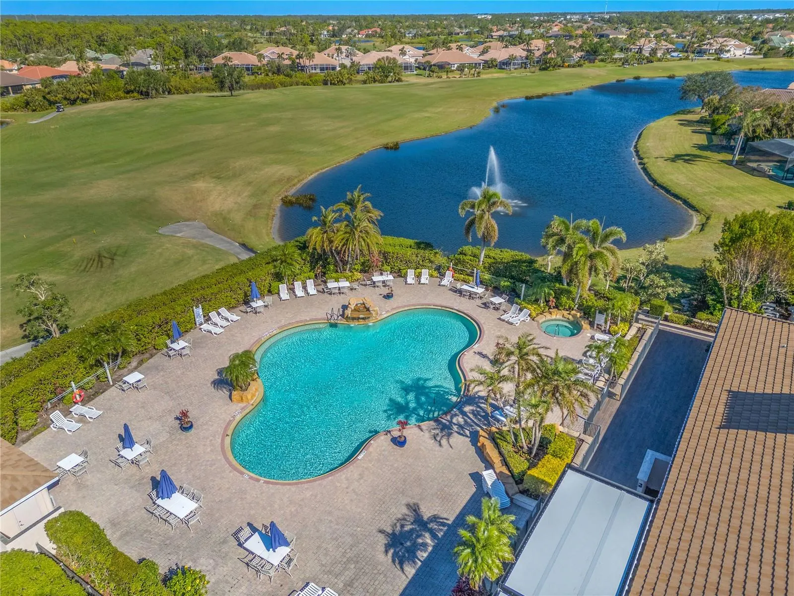 4427 BLUE HERON CIRCLE