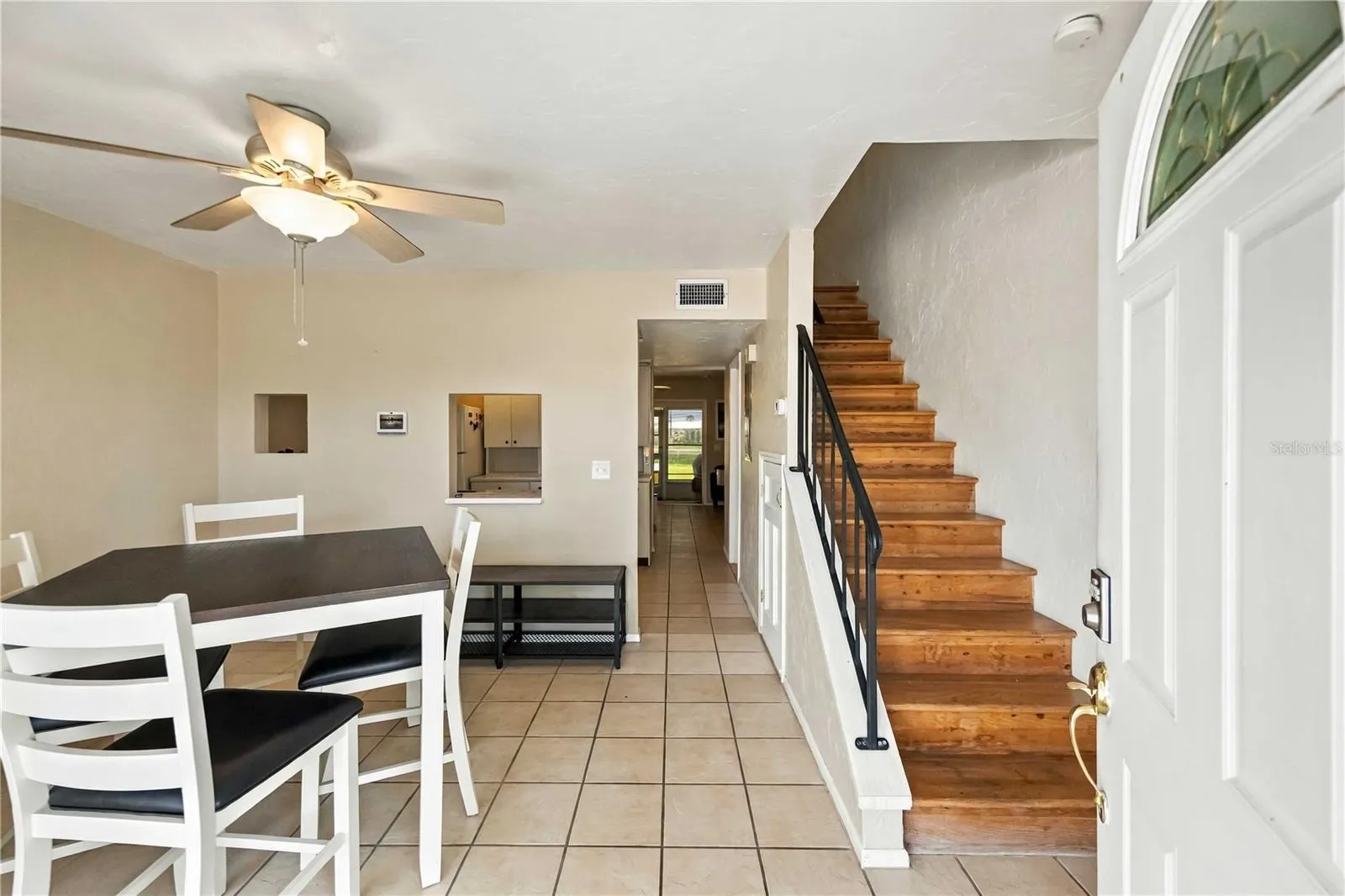 168 CIRCLEWOOD DR #102 #102