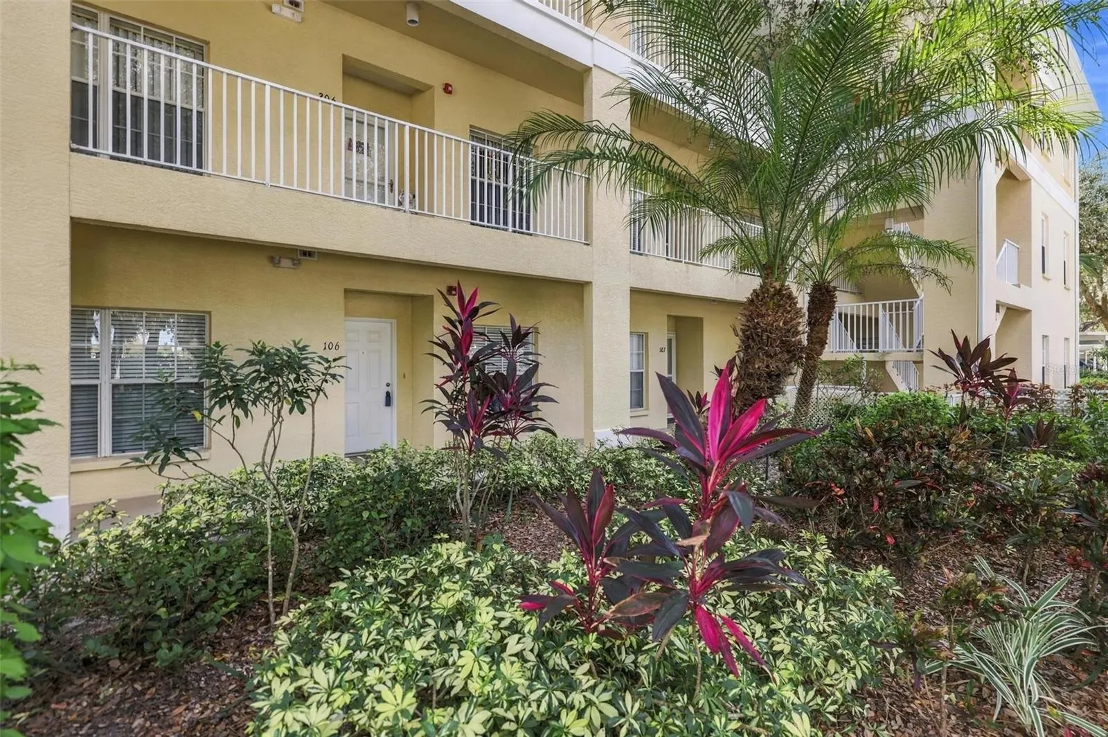19345 WATER OAK DR #106 #106