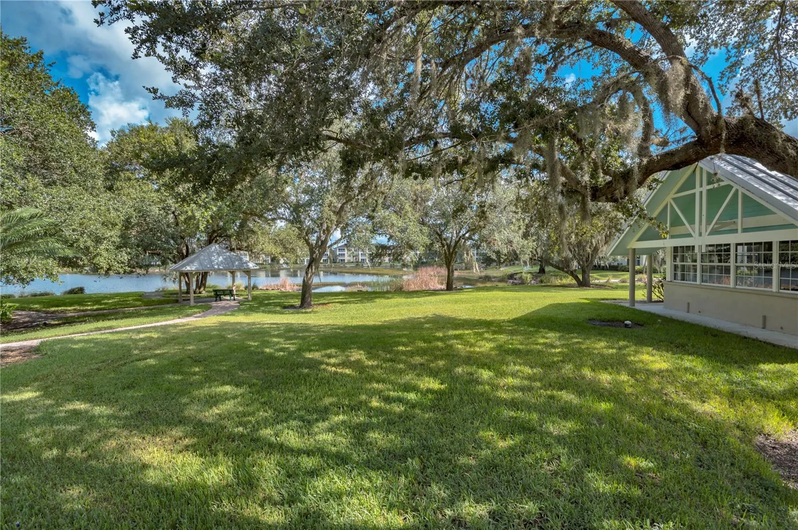 19345 WATER OAK DR #106 #106