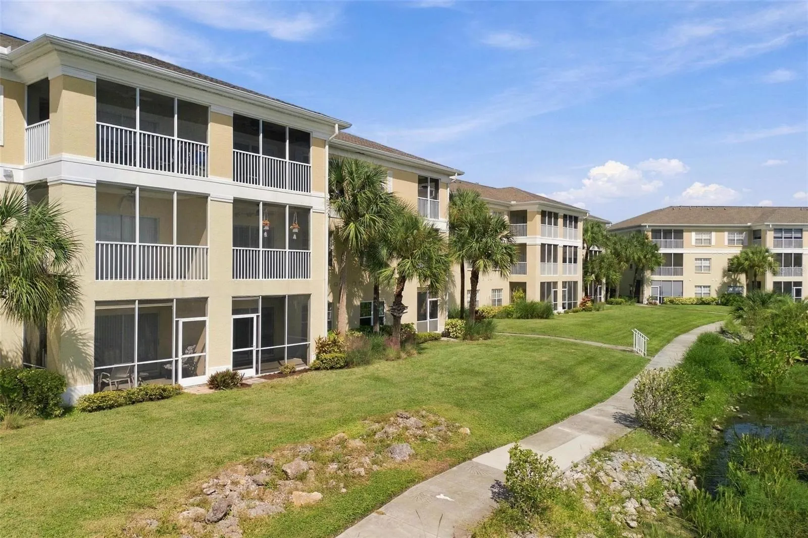 19345 WATER OAK DR #106 #106