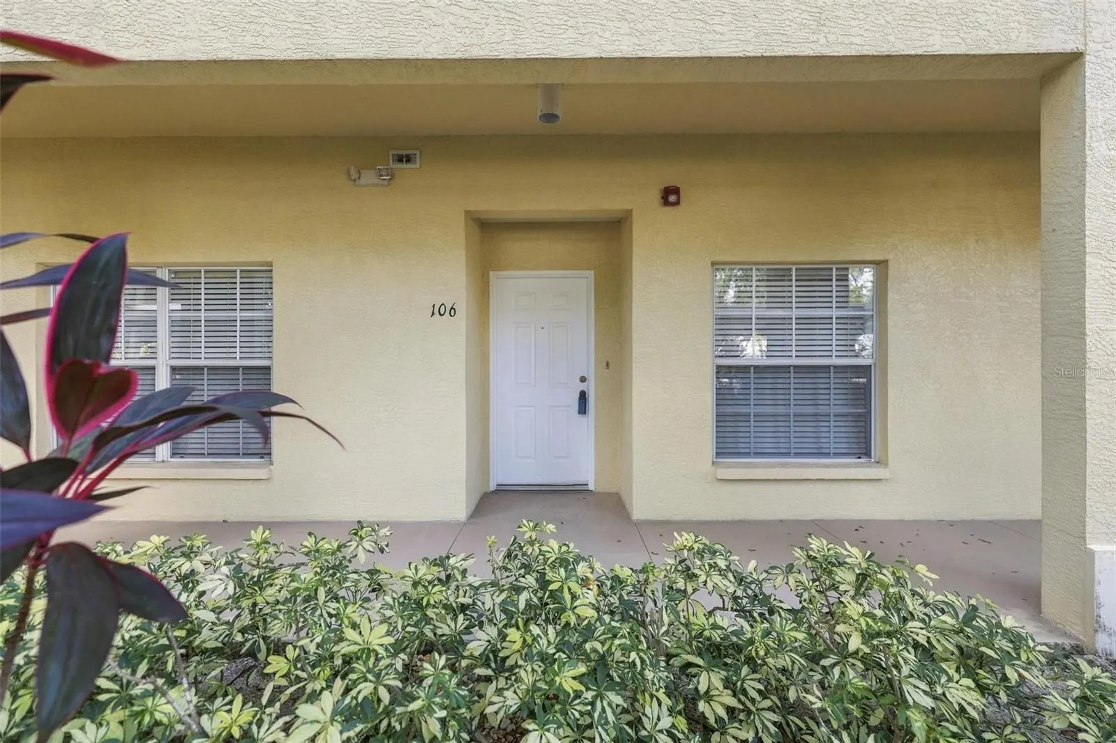 19345 WATER OAK DR #106 #106