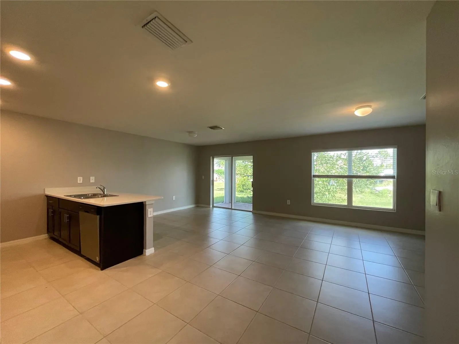 12172 SHELLNUT AVE