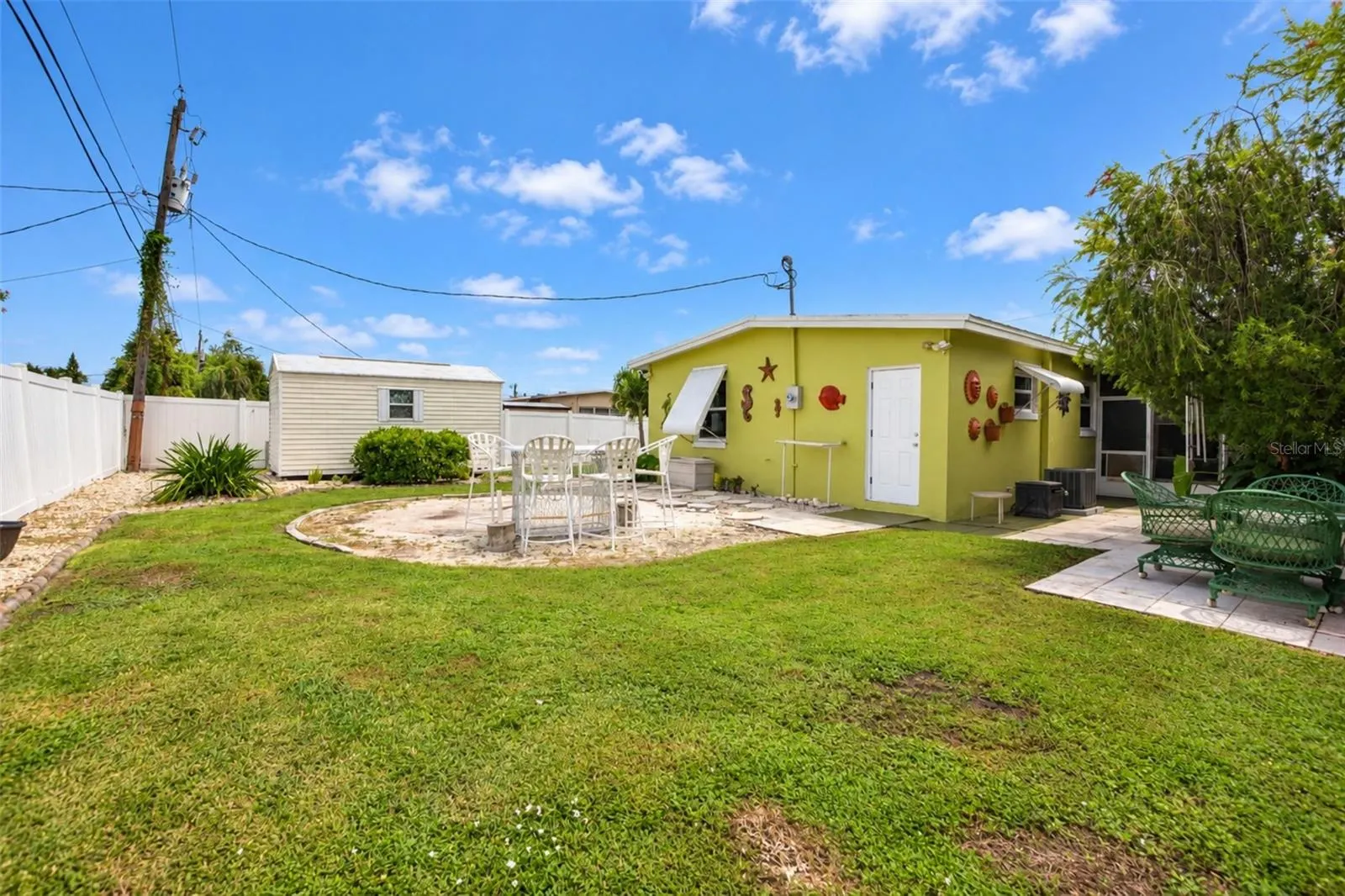 21314 AUSTIN AVE