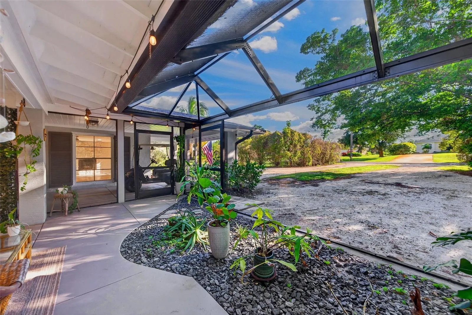 290 SPANIARDS RD