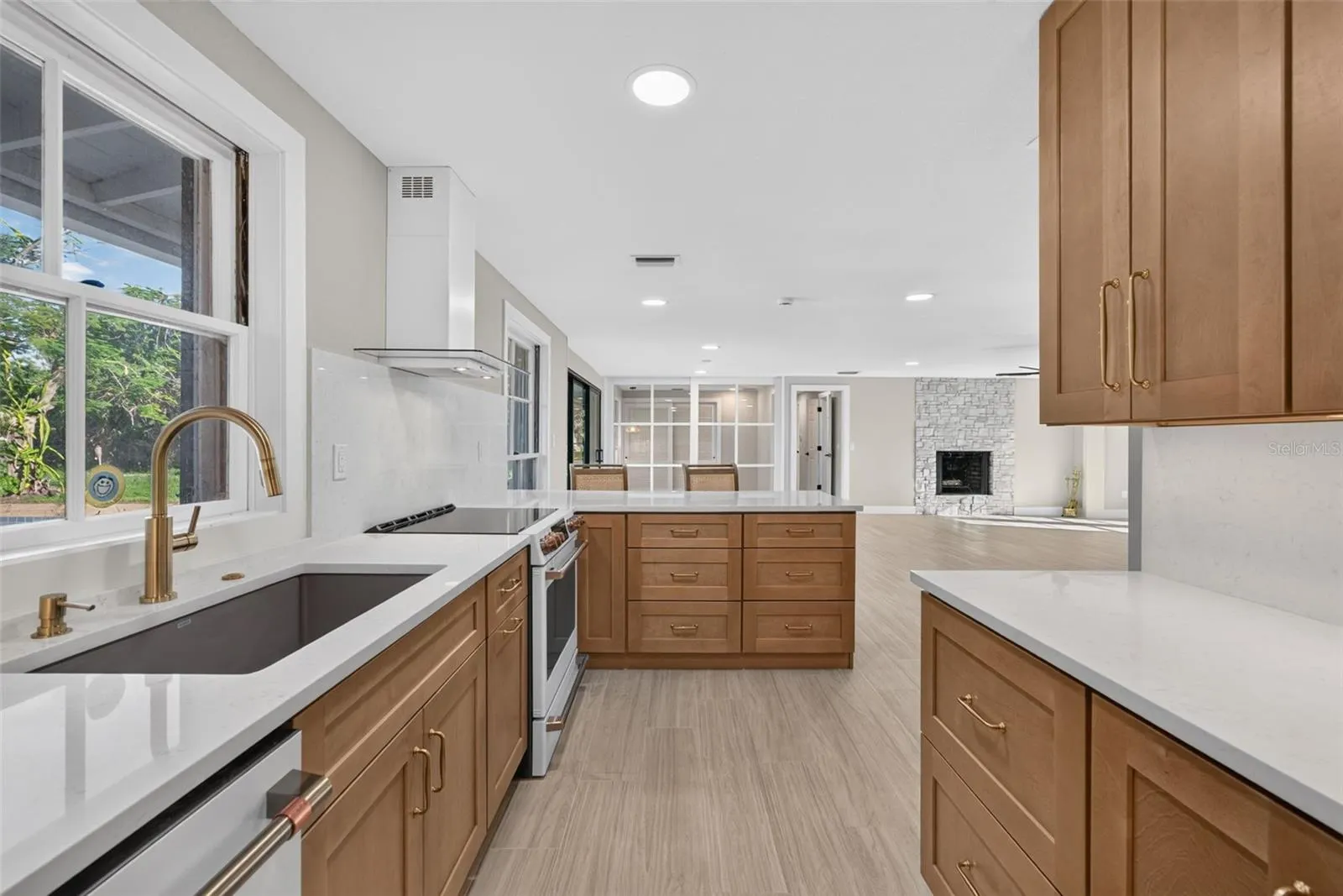 290 SPANIARDS RD