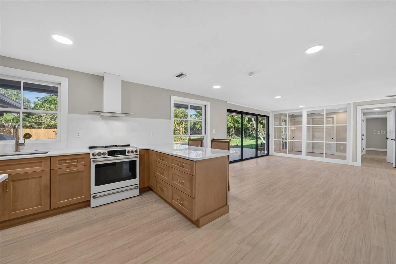 290 SPANIARDS RD
