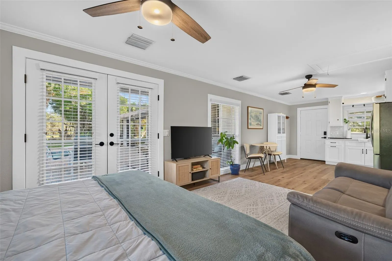 290 SPANIARDS RD