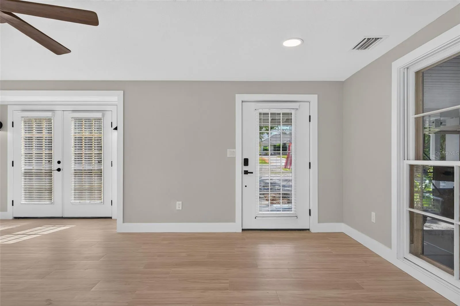 290 SPANIARDS RD